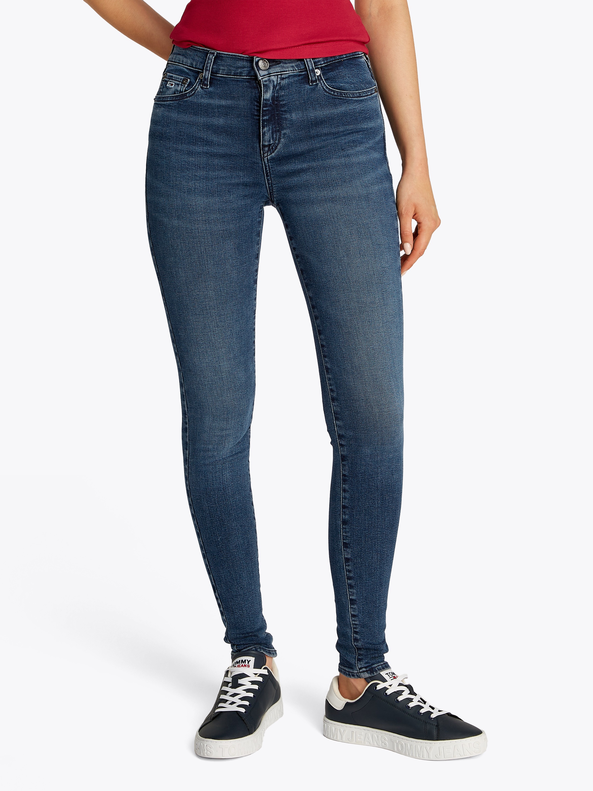 Tommy Jeans Skinny-fit-Jeans »NORA MR SKNY AH1280« mit Logo-Badge