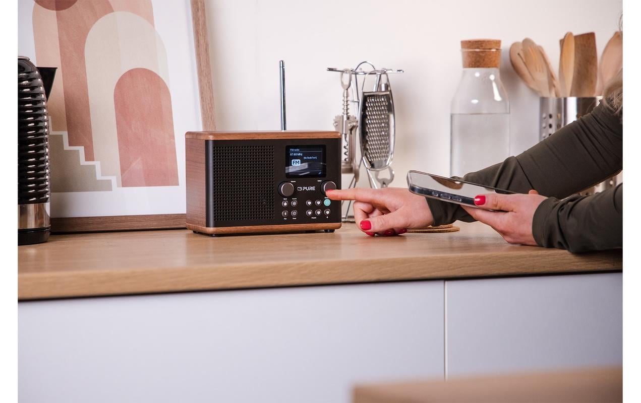Pure Digitalradio (DAB+) »Classic H4 Walnuss/Schwarz«, (Bluetooth Digitalradio (DAB+)-FM-Tuner 10 W)