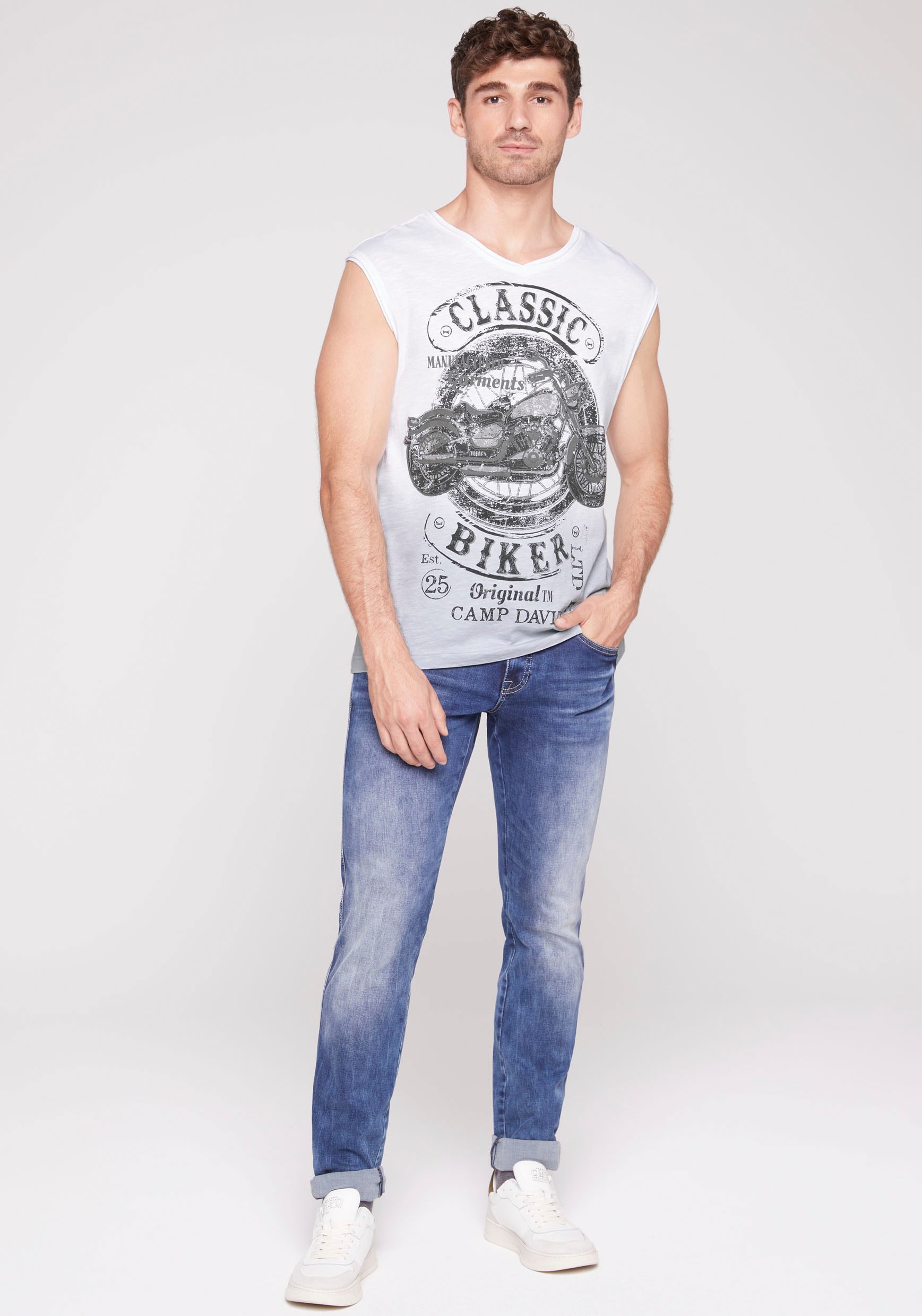 CAMP DAVID V-Shirt