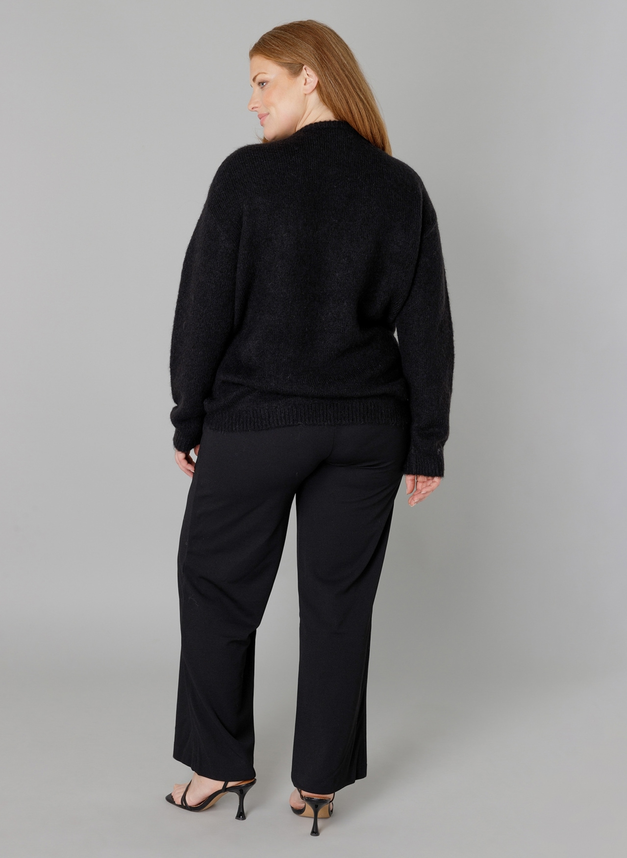 Base Level Curvy Strickpullover »Yanara«, mit Wolle und Elasthan