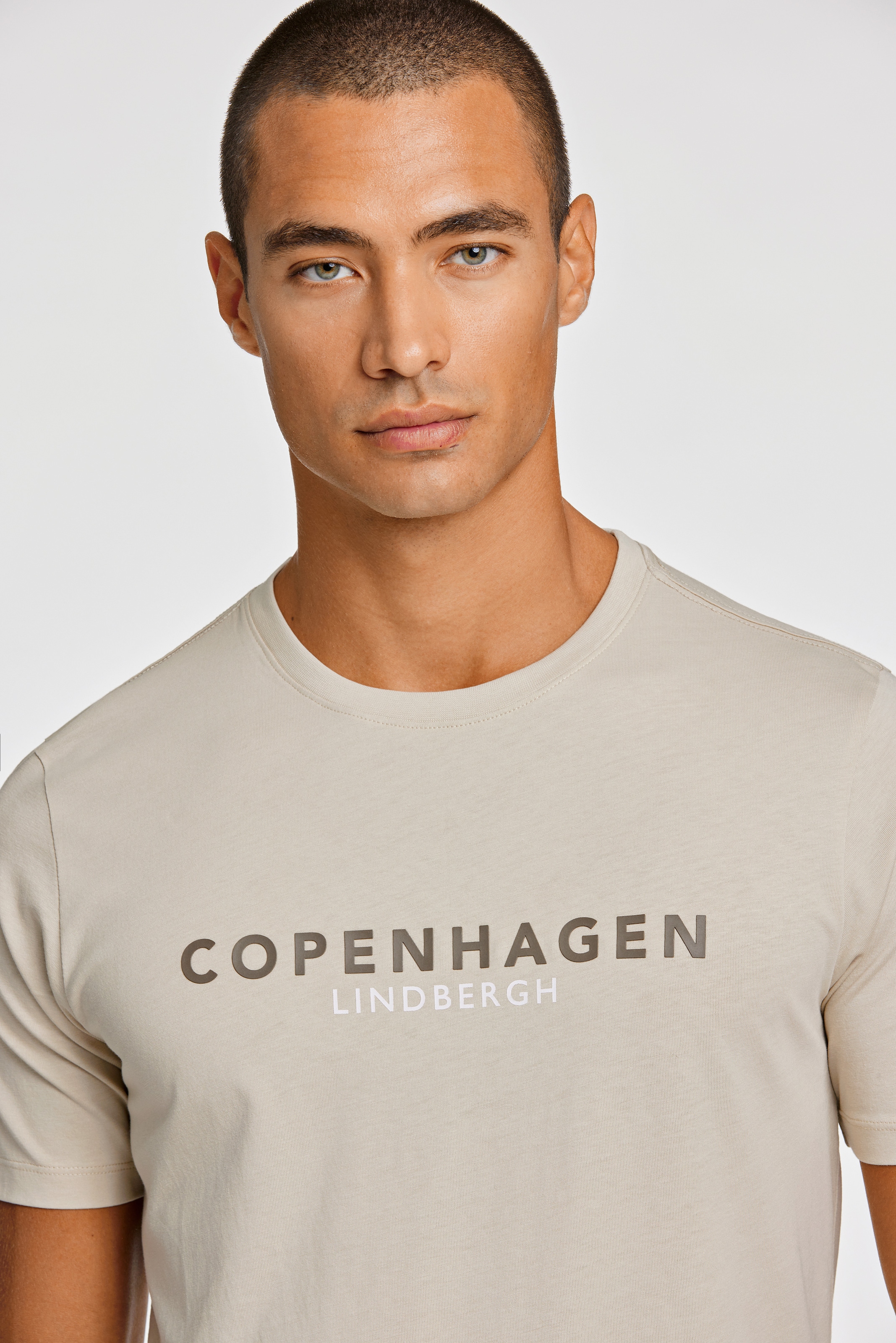 LINDBERGH T-Shirt, mit Logo und Rundhalsausschnitt