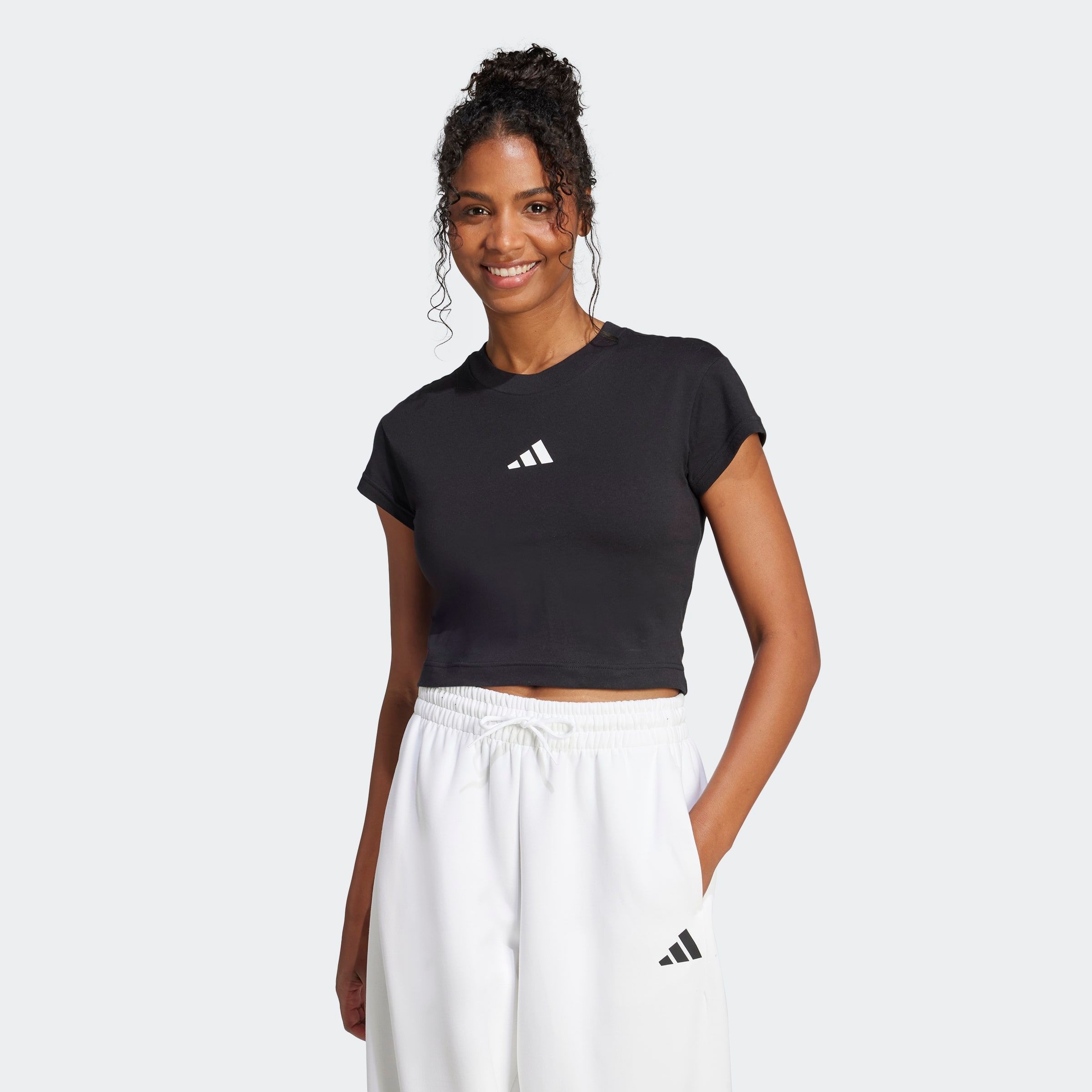 adidas Sportswear T-Shirt »W FI SL BB TEE« sportlicher Stil, Rundhalsausschnitt, ohne Verschluss