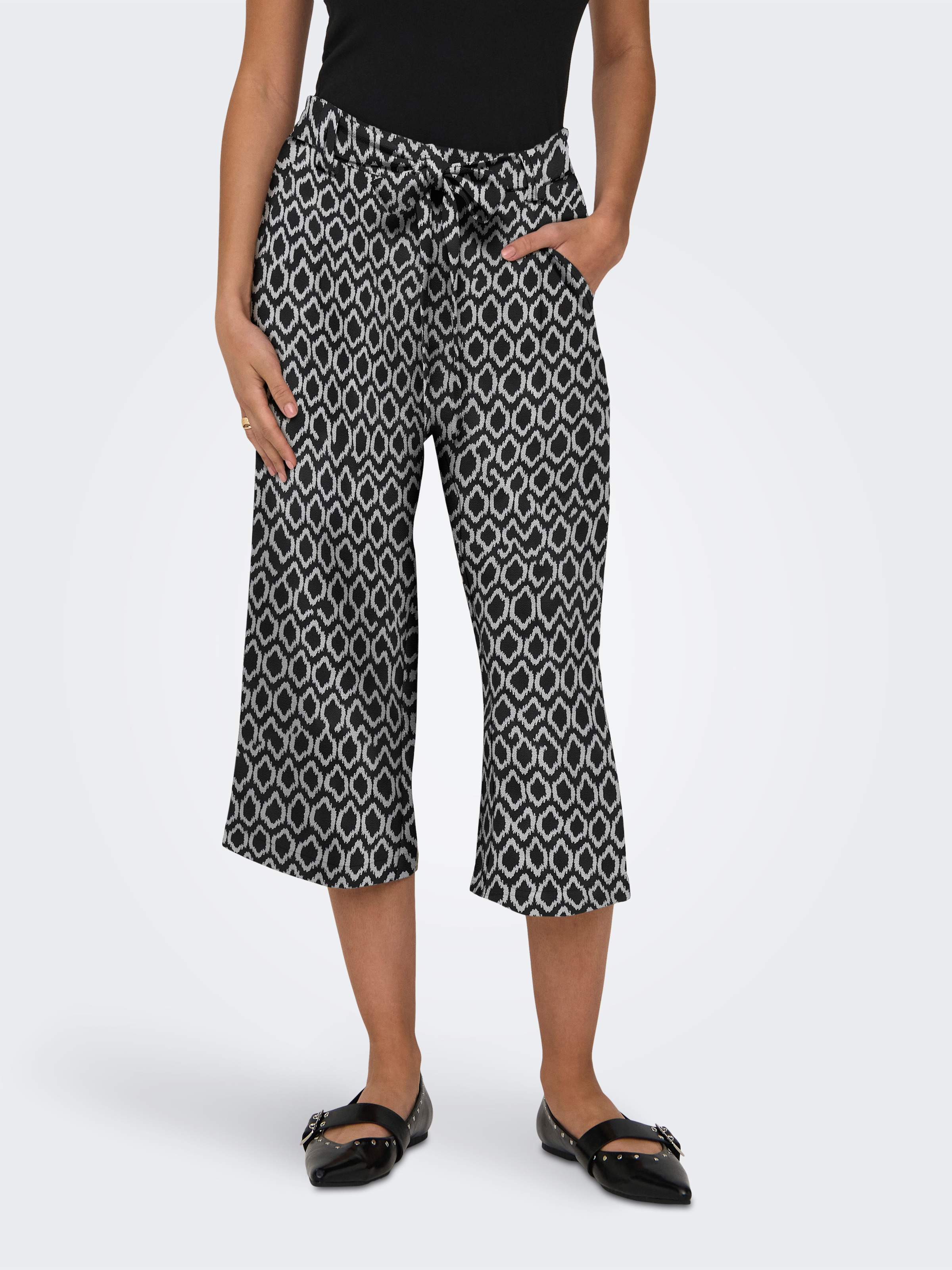 ONLY Palazzohose "ONLWINNER – Culottehose mit elastischem Bund und Kordelzug" Materialmix, regular fit