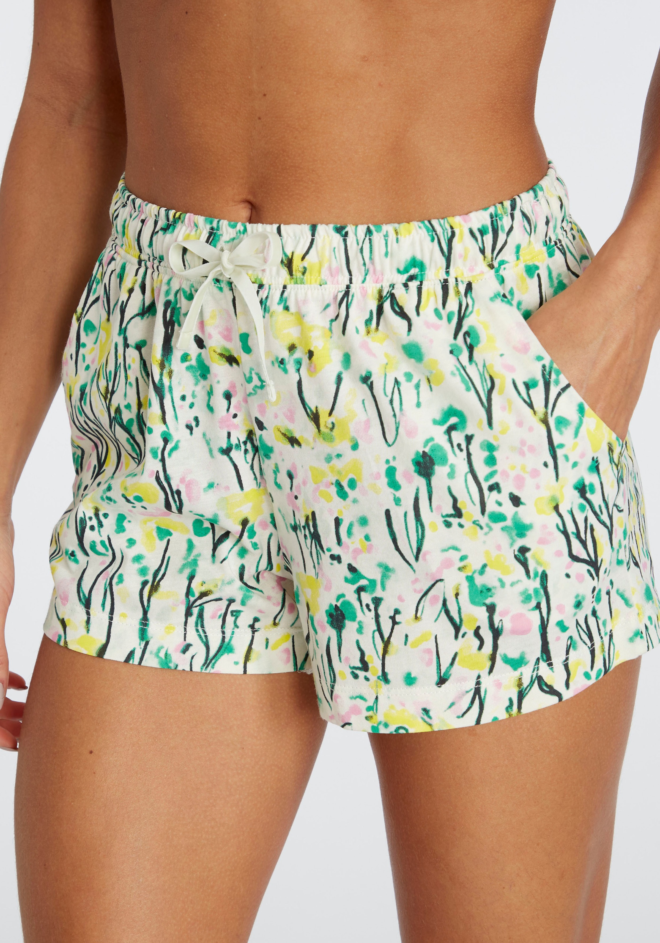 Vivance Dreams Pyjamashorts mit Aquarell-Muster