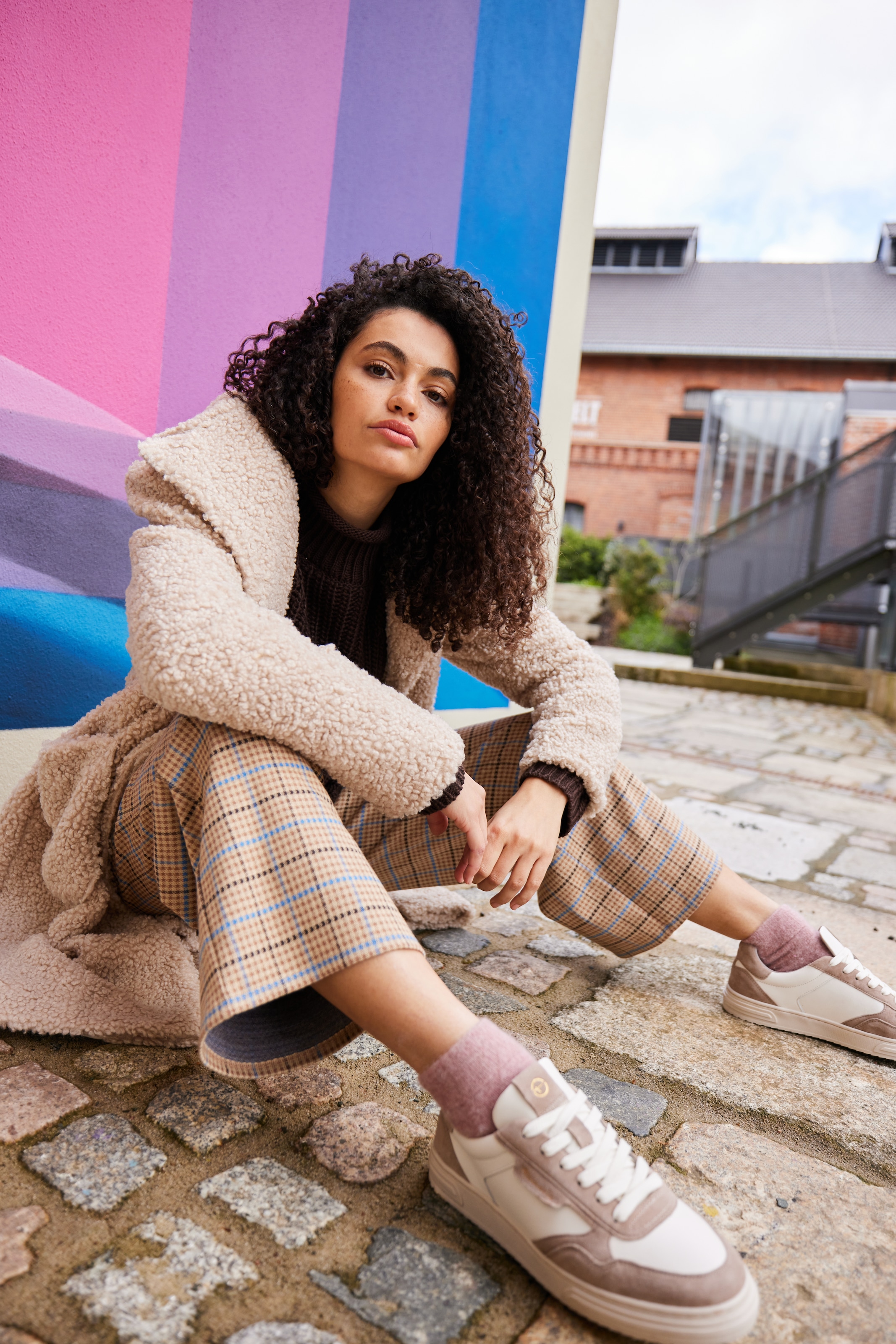 Aniston SHOES Sneaker, Freizeitschuh, Halbschuh, Schnürschuh - NEUE KOLLEKTION