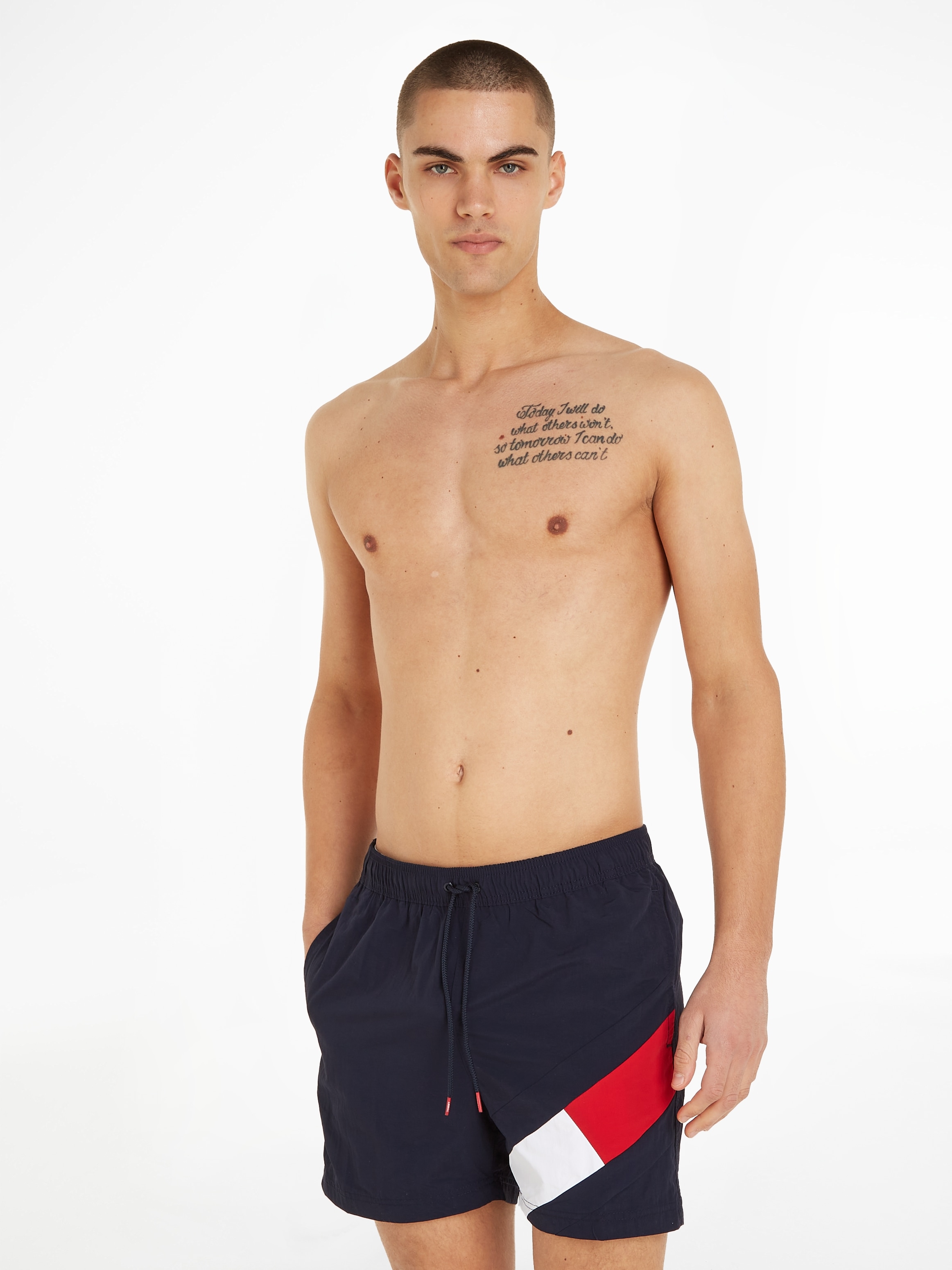 Badeshorts »SF MEDIUM DRAWSTRING«, mit Tommy Hilfiger Markenlabel