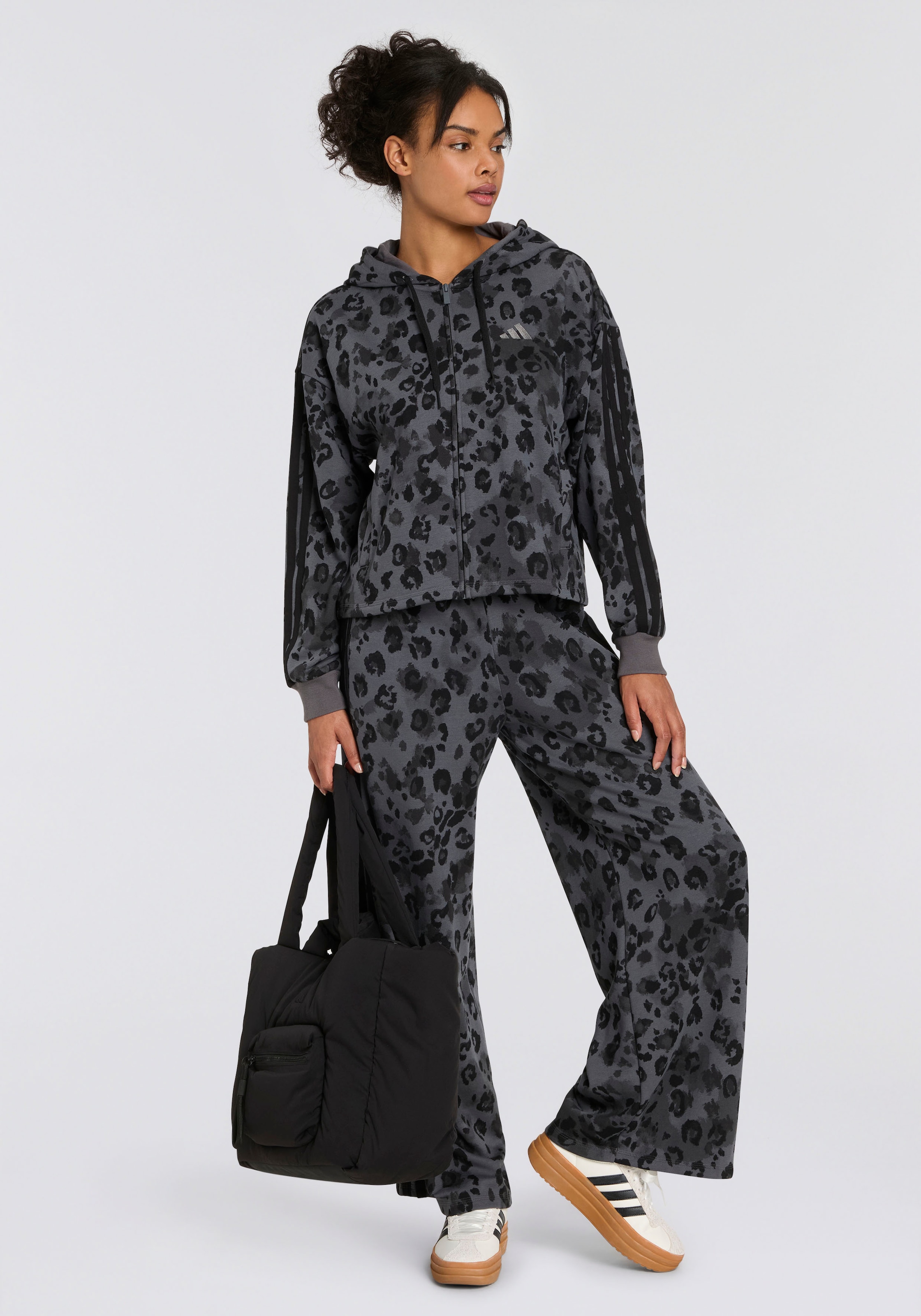 adidas Sportswear Kapuzensweatshirt »W AOP FT FZ«
