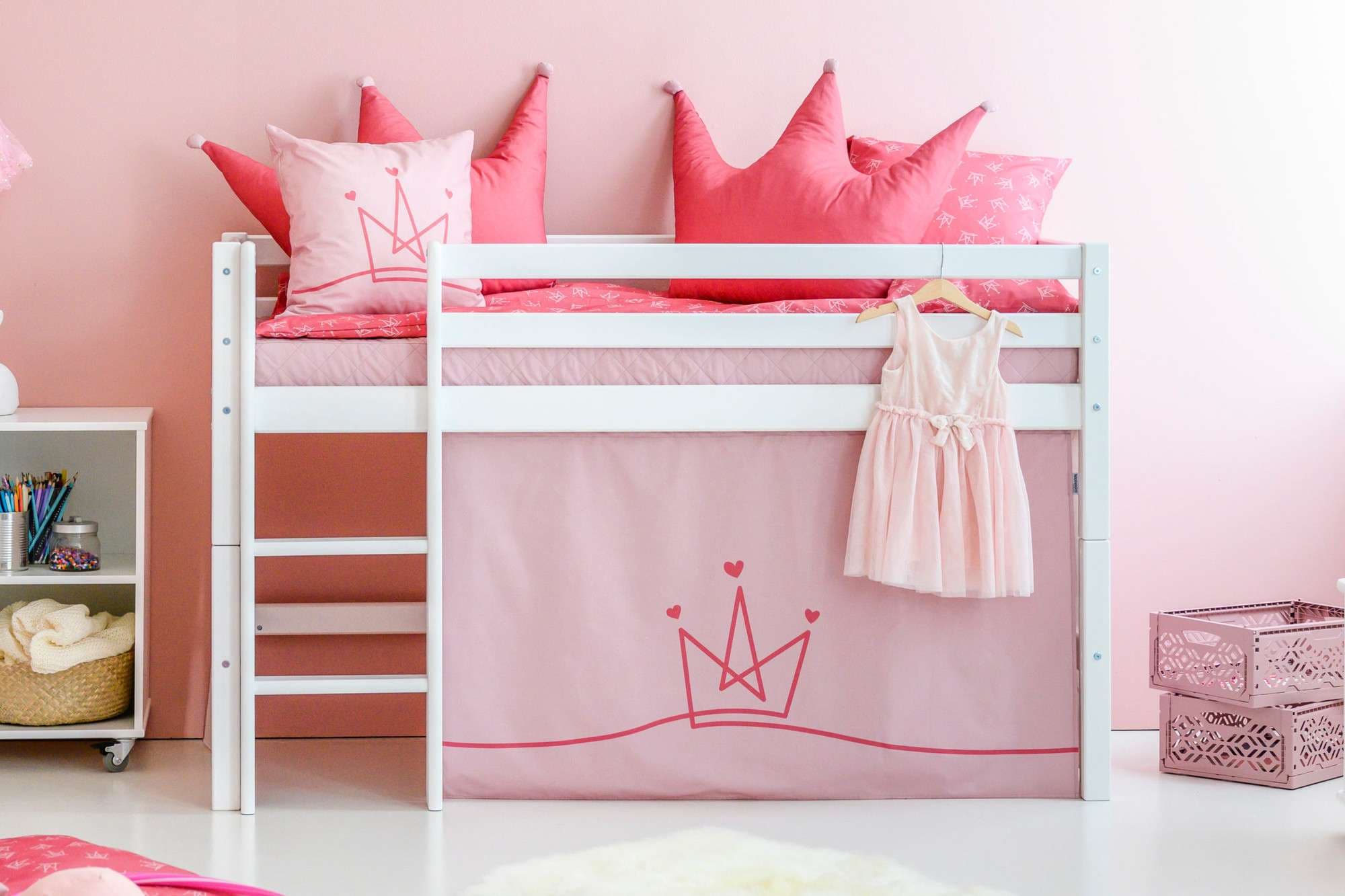 Hoppekids Hochbett »ECO Dream, Kinderbett, Spielbett, Halbhohes Bett aus Massivholz«, inkl. Vorhang-Set Creator, Bettgrösse & Matratze wählbar