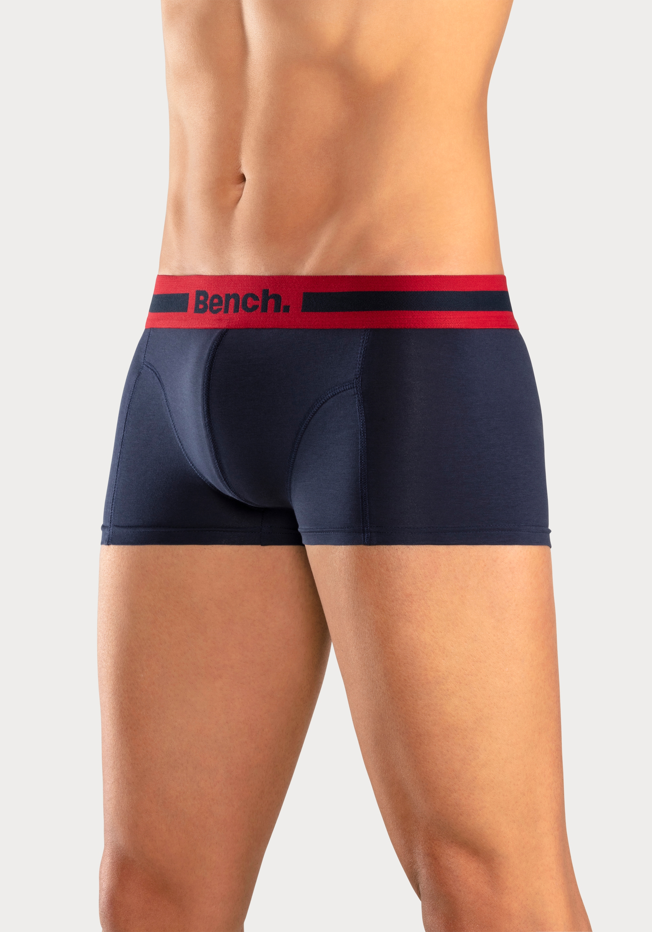 Bench. Hipster, (Packung, 4 St.), knapp sitzende Boxershorts aus Baumwollmischung