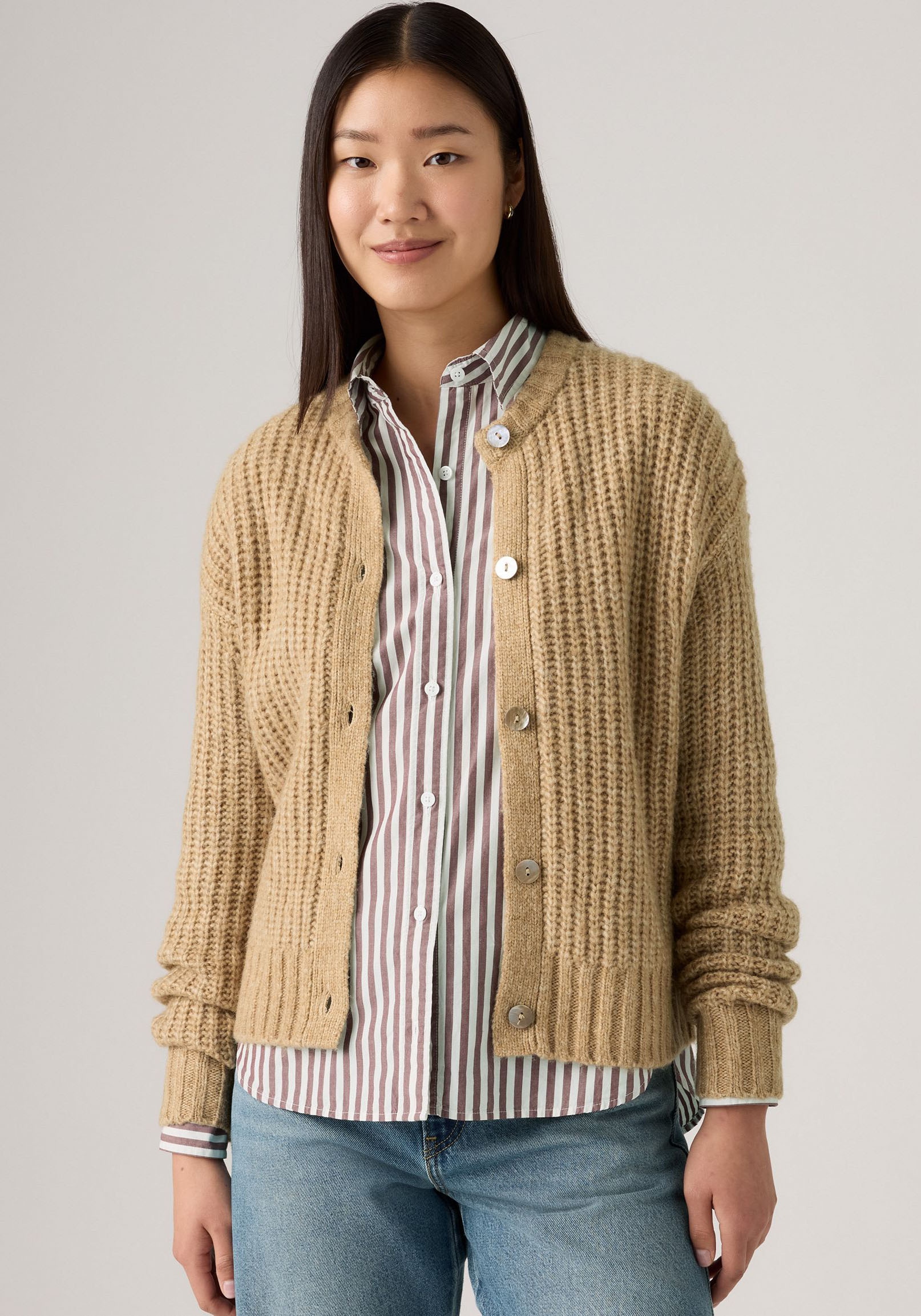 Levi's® Strickjacke Wärmender, pflegeleichter Materialmix