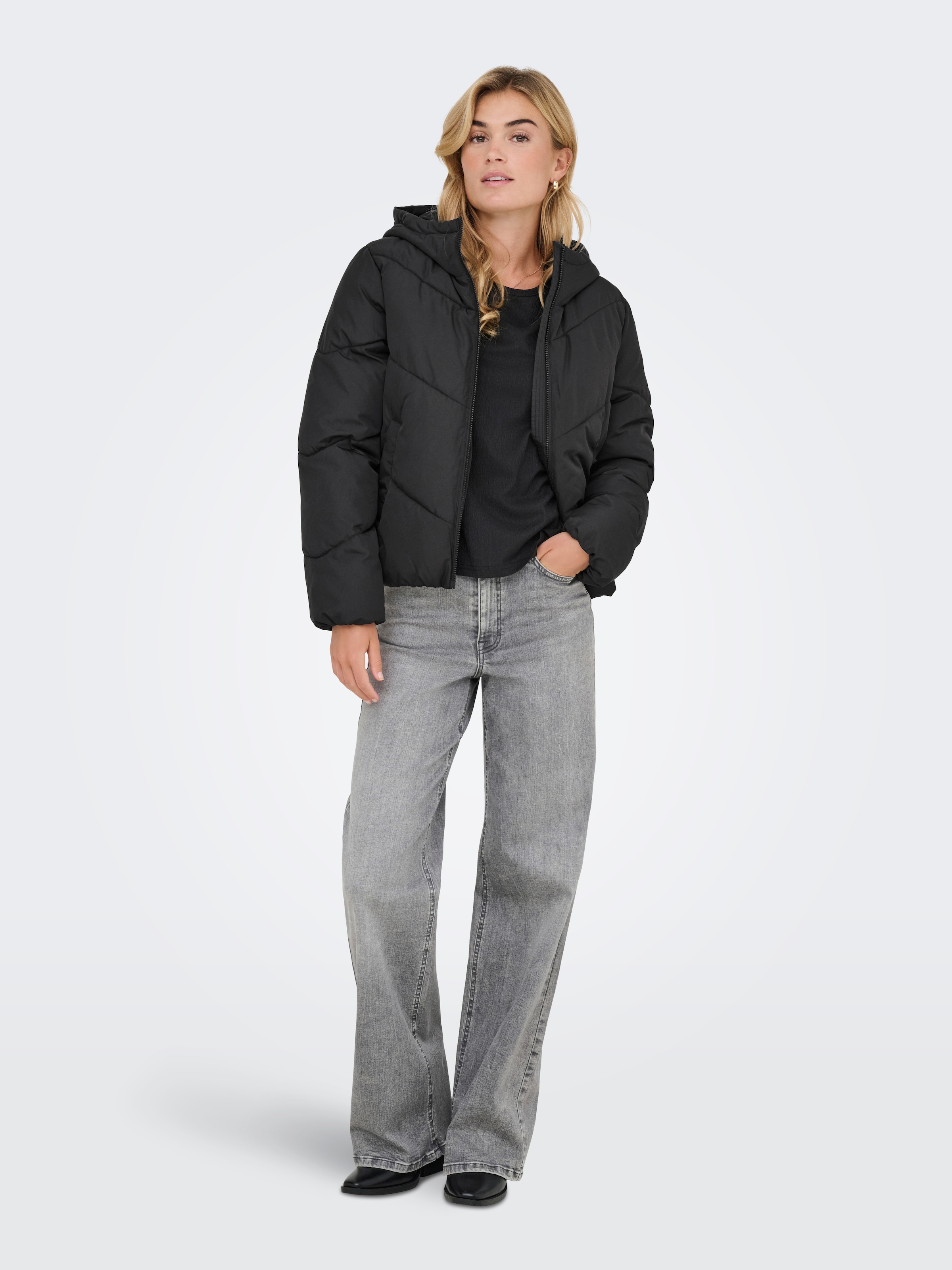 ONLY Steppjacke »ONAGNETE PUFFER HOOD JACKET OTW ZL«, mit Kapuze