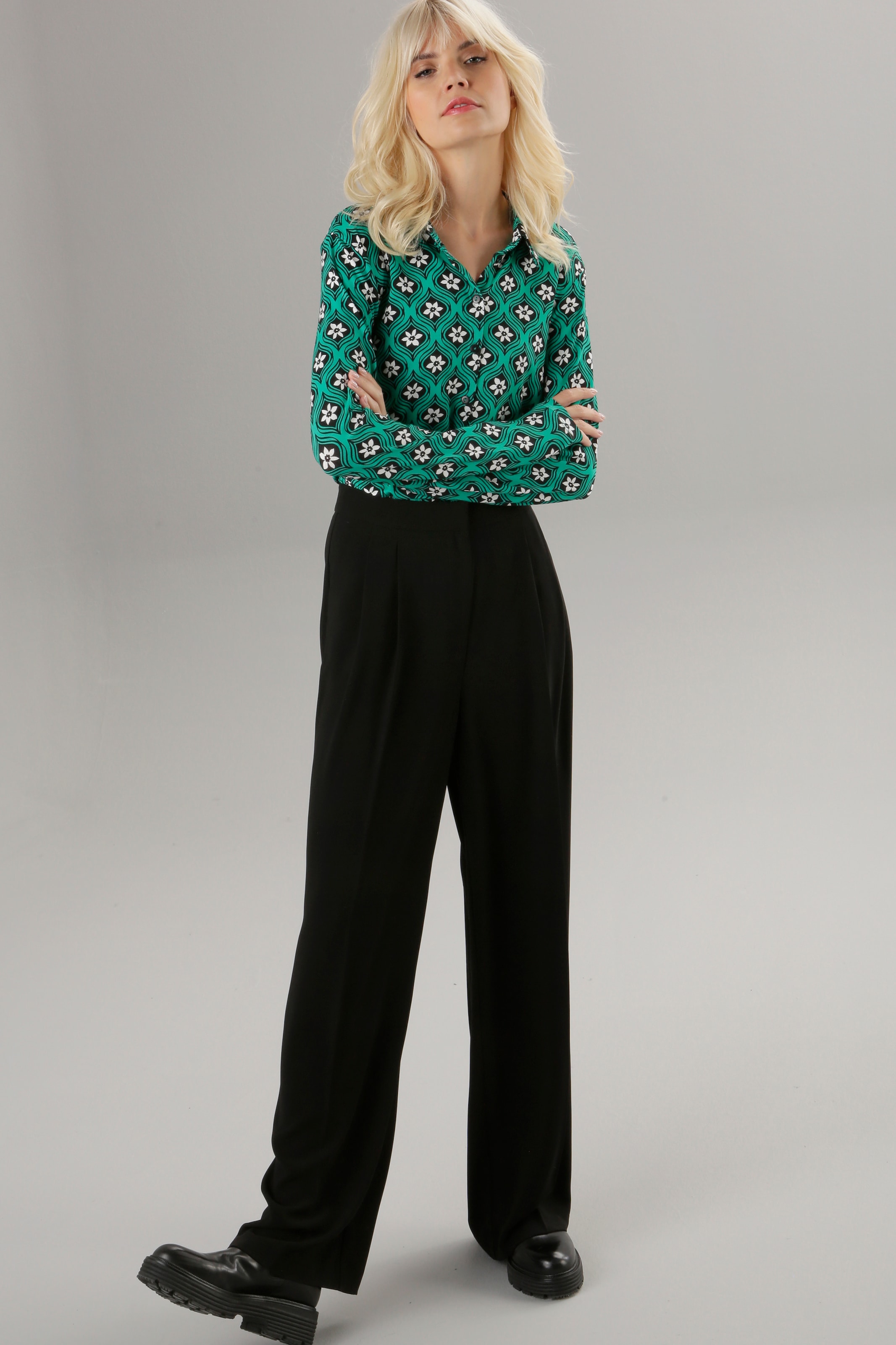 | online Hemdbluse, Jelmoli-Versand aus Aniston Jersey elastischem bestellen SELECTED