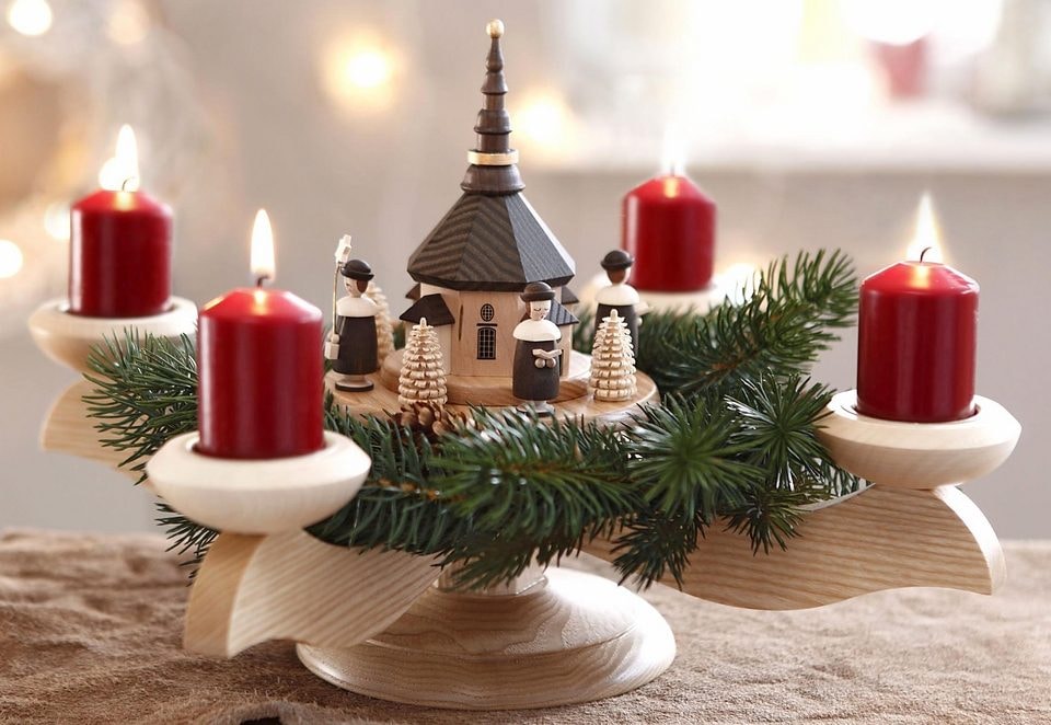 Albin Preissler Adventsleuchter "mit Seiffener Kirche, Handwerkskunst aus dem Erzgebirge" Weihnachtsdeko aus Eschenholz