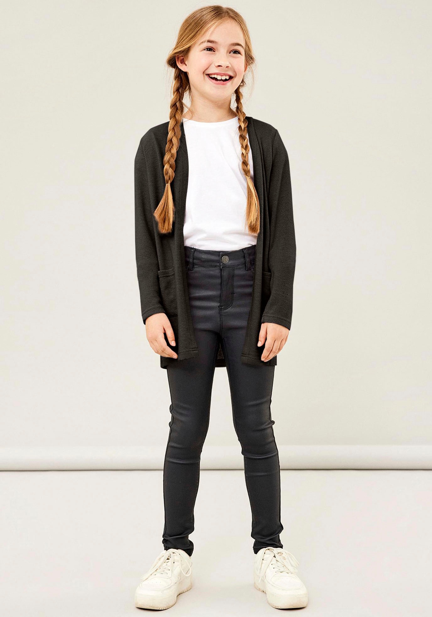 Name It Strickjacke »NKFVICTI – Cardigan ohne Verschluss aus Feinstrick« unifarben, casual, regular fit, Feinstrick, V-Ausschnitt