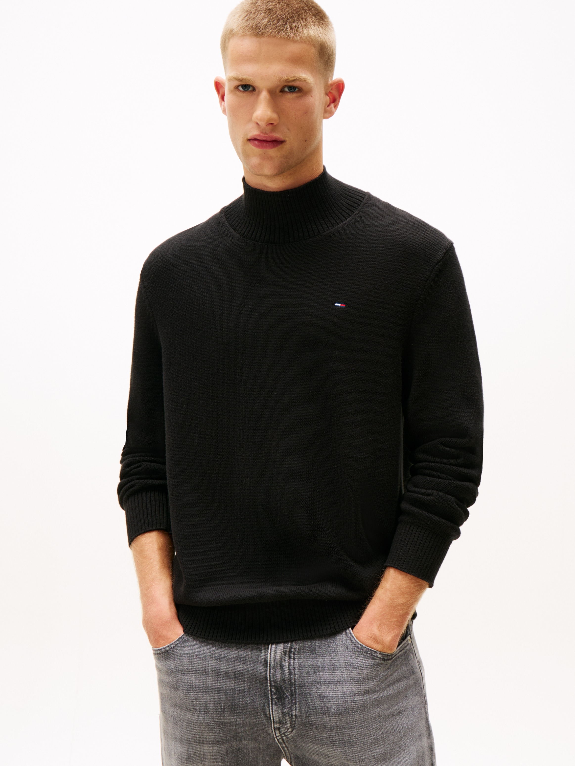 Tommy Jeans Rollkragenpullover »TJM SLIM FIT ROLL NECK« mit Mock Neck, Strickpullover 100% Baumwolle Pflegeleicht