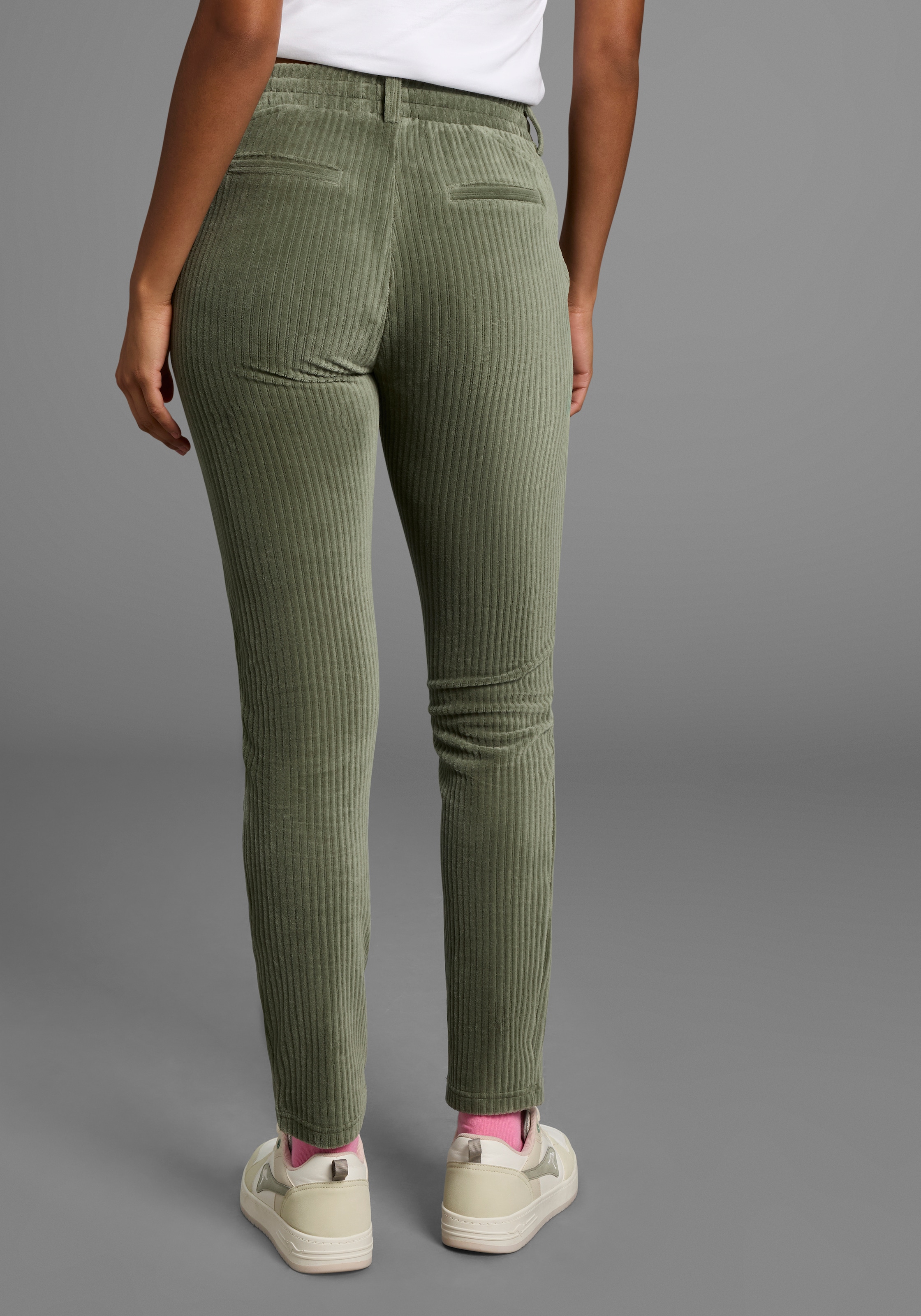 KangaROOS Jogger Pants, in Cord-Optik mit elastischem Bund
