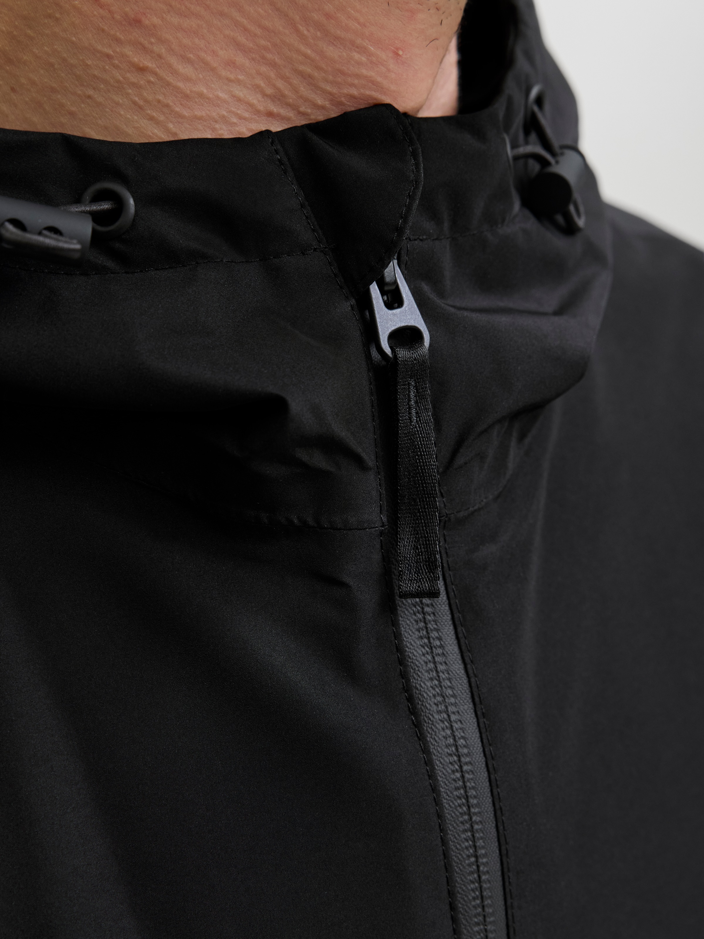 Jack & Jones Outdoorjacke »JJEFLYNN FUNCTIONAL JACKET NOOS«, mit Kapuze