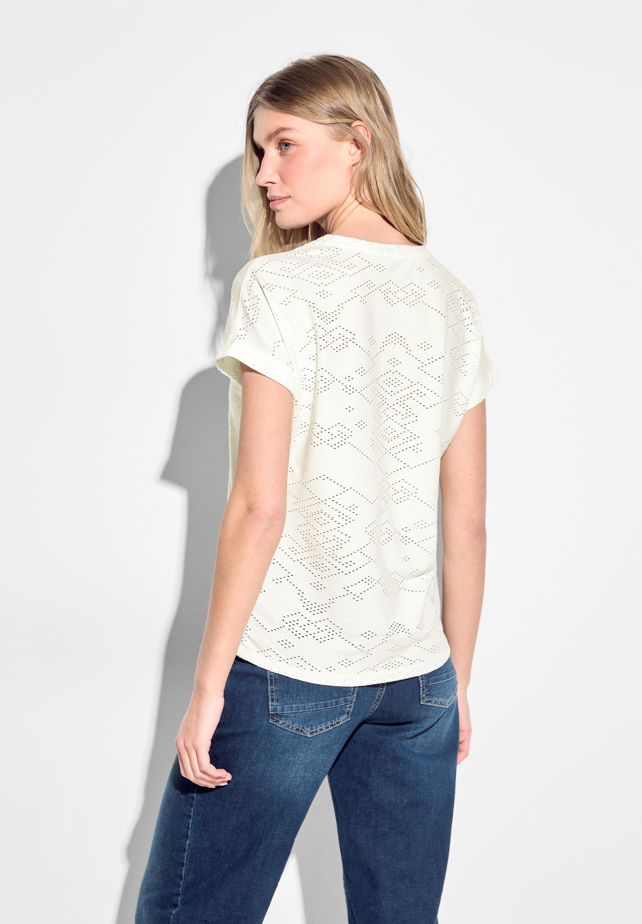 Cecil T-Shirt, mit Lochmuster in Ornamentform