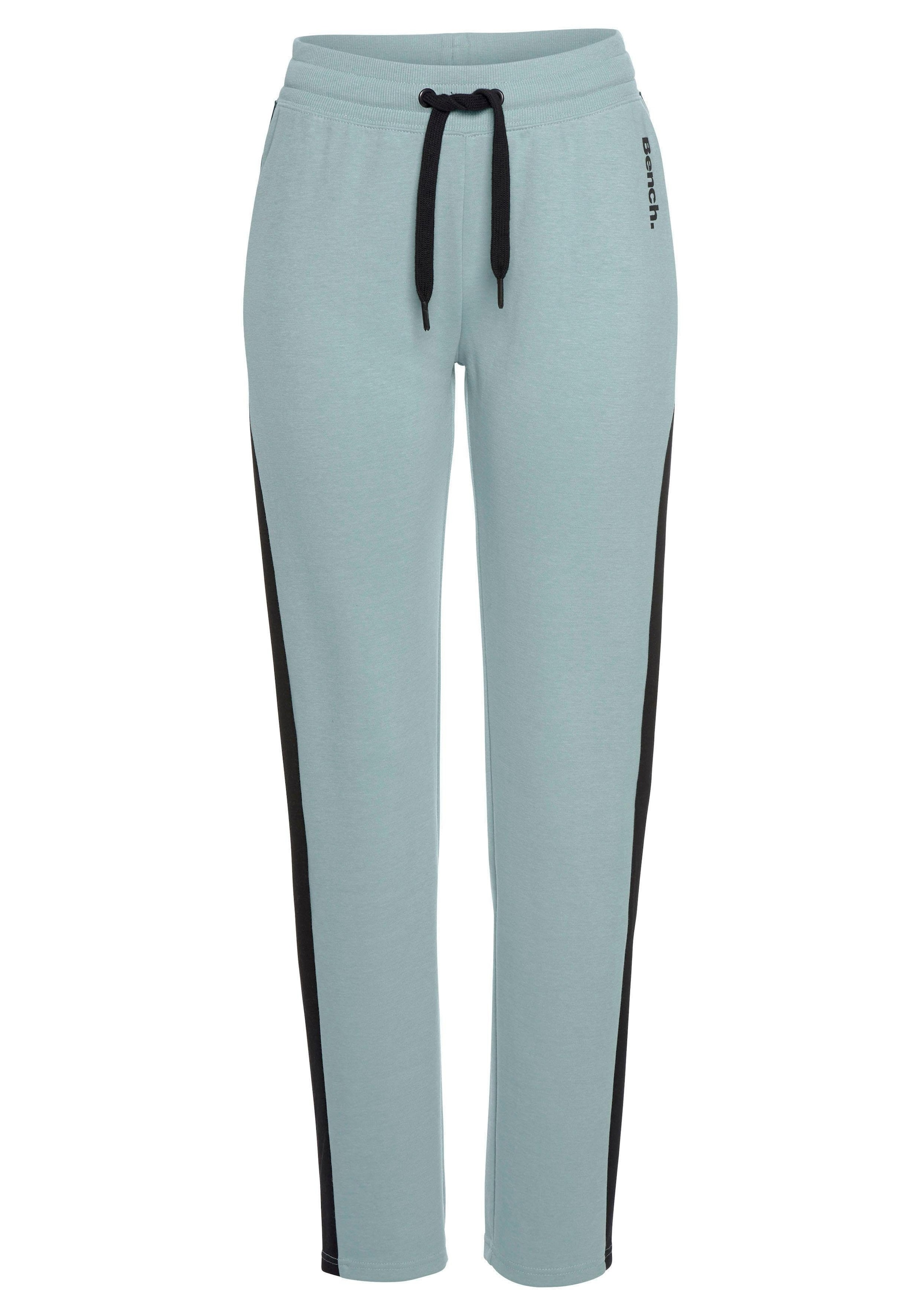 Bench. Loungewear Loungehose, mit Seitenstreifen und geradem Bein, Loungewear