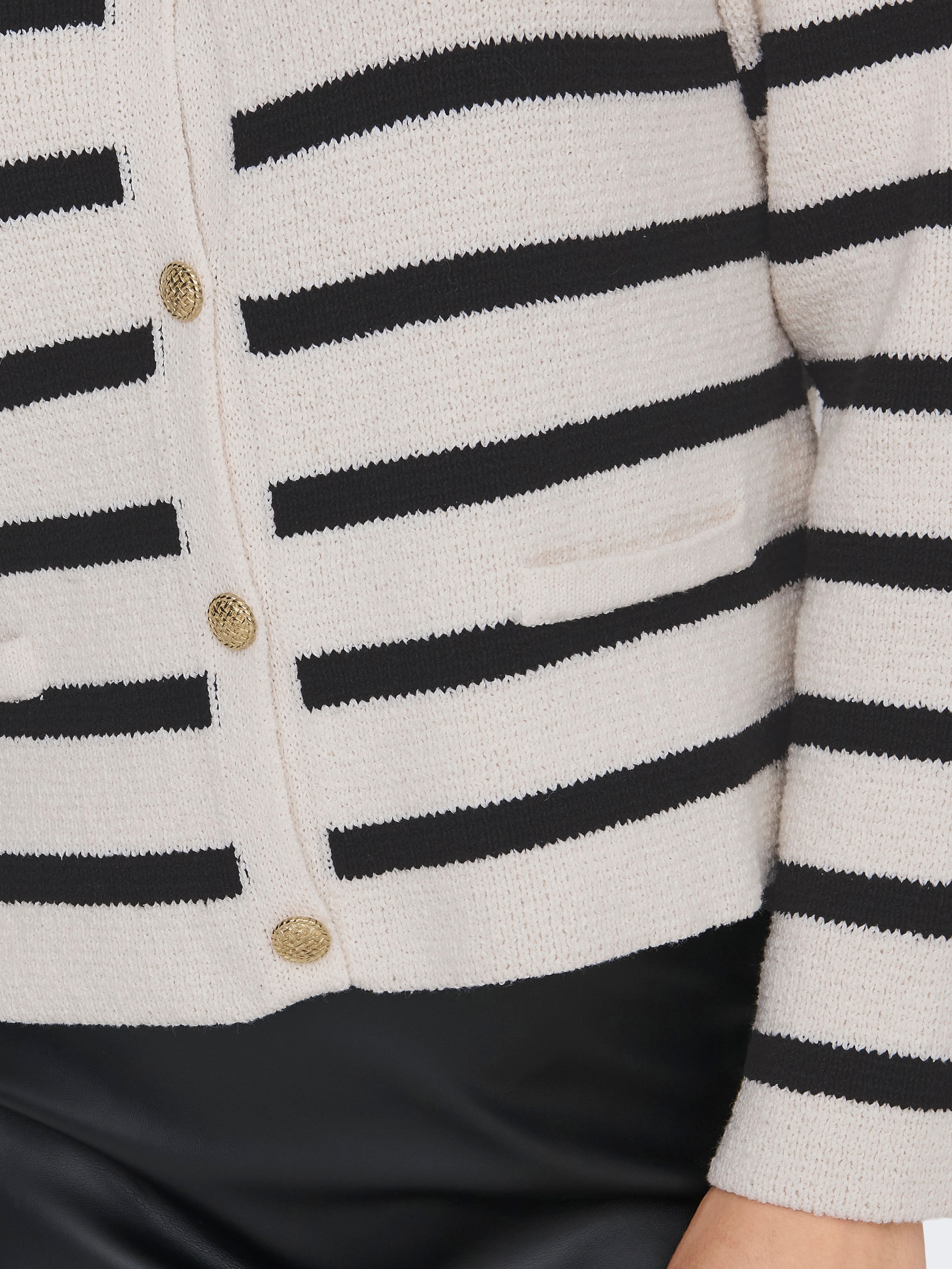 ONLY Strickjacke »ONLLAURA LIFE LS O-NECK CARDIGAN CC KNT«