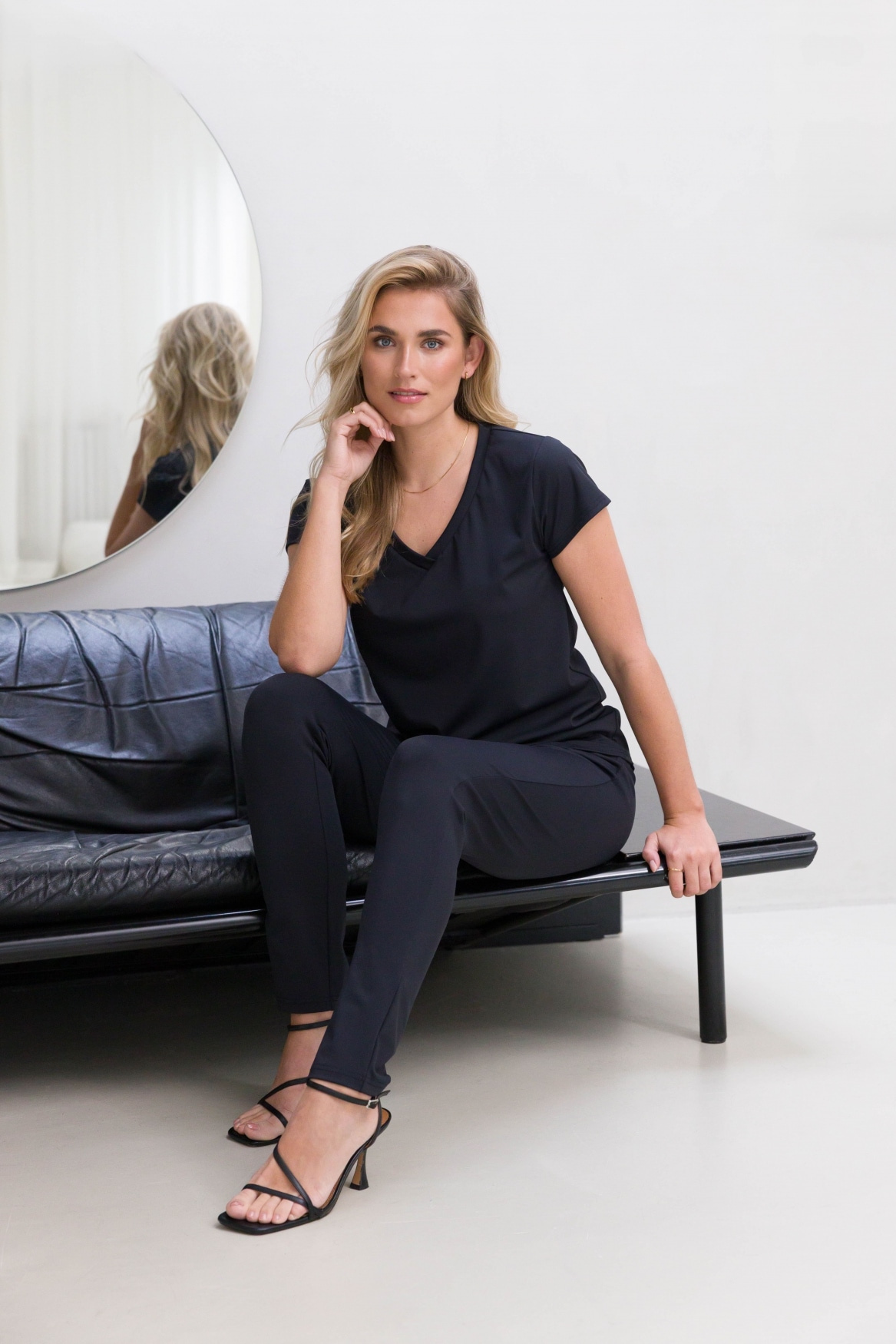 Base Level Stoffhose »Tiana«, aus reiner Viskose