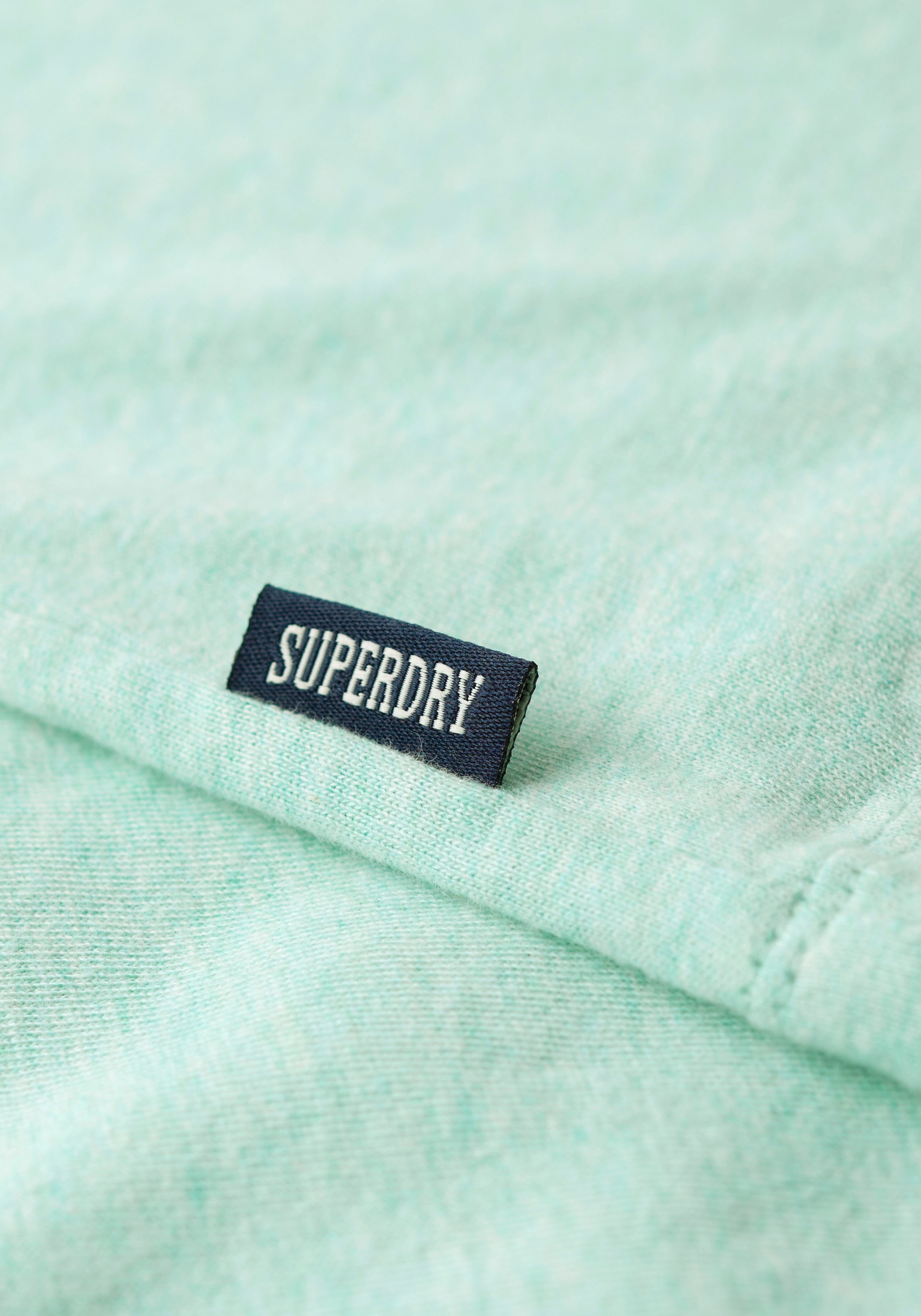 Superdry Rundhalsshirt »ESSENTIAL LOGO EMB TEE«