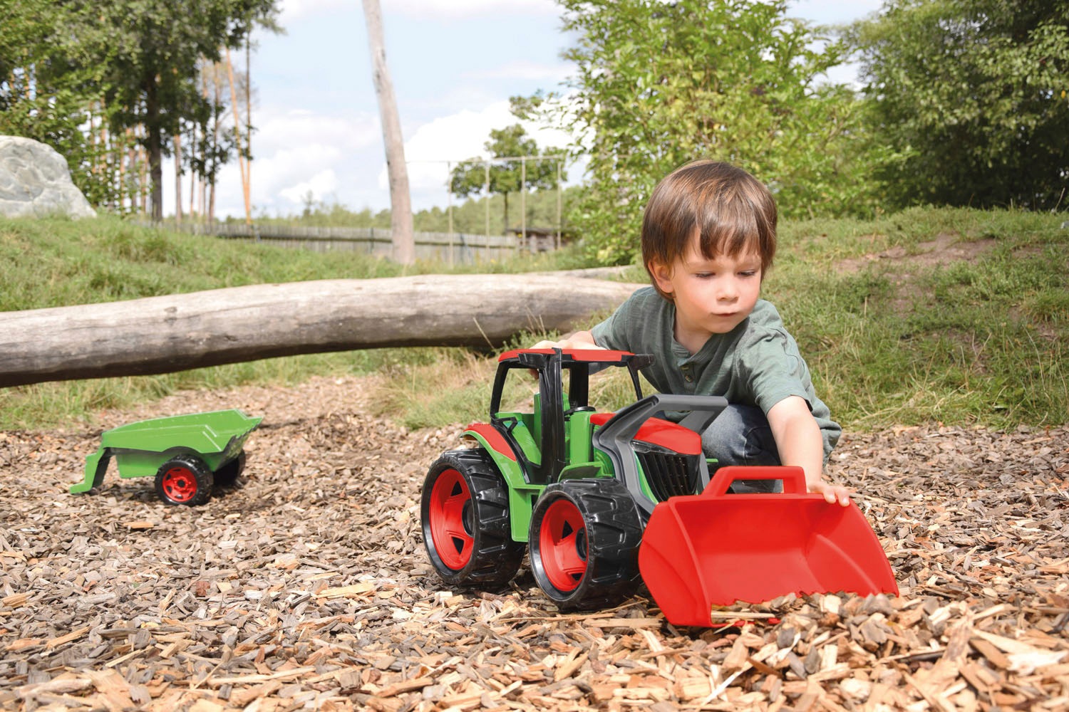 Lena® Spielzeug-Traktor »Giga Trucks Traktor mit Frontlader & Anhänger«, Made in Europe