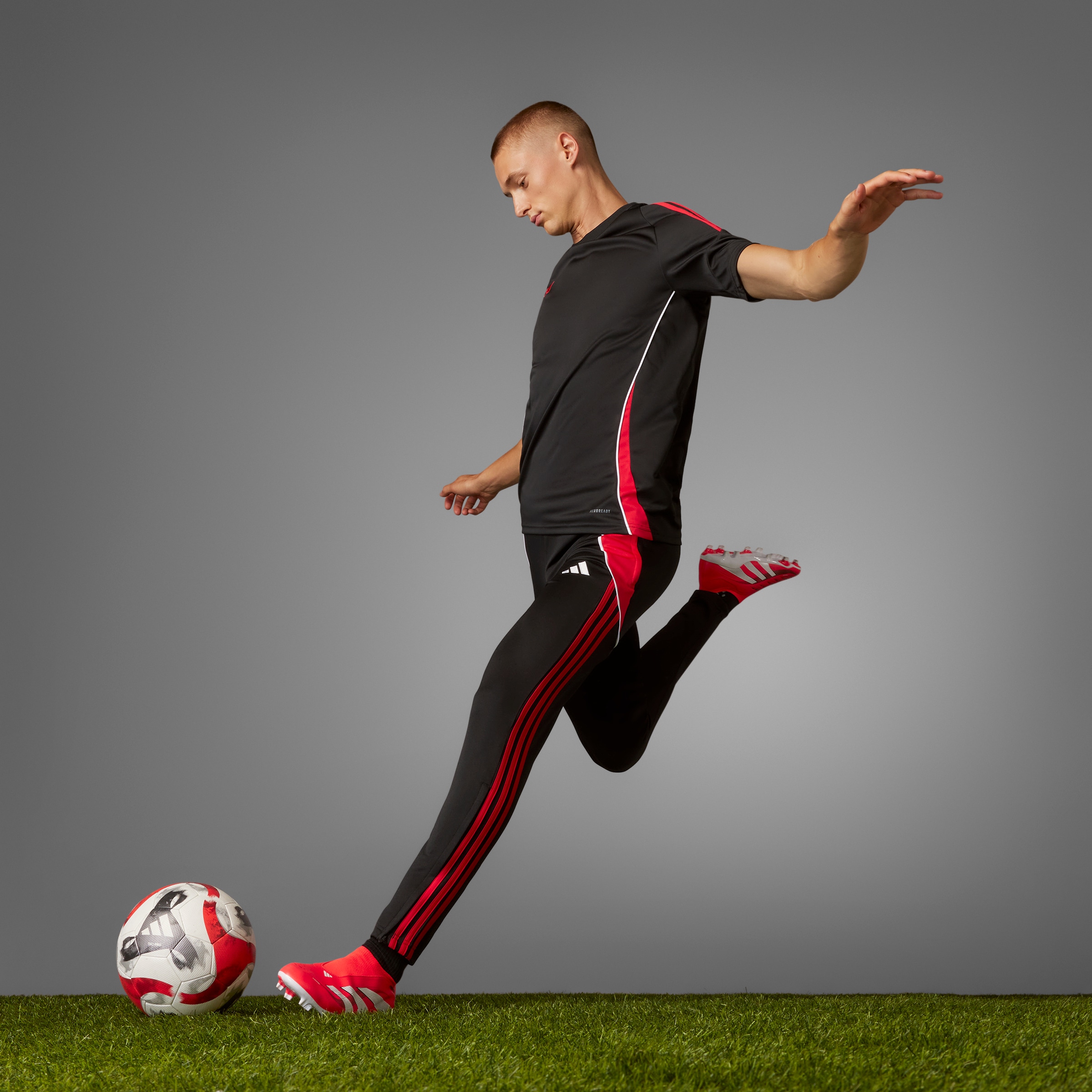 adidas Performance Fussballschuh »PREDATOR LEAGUE LACELESS FG/MG«, für Rasenplätze