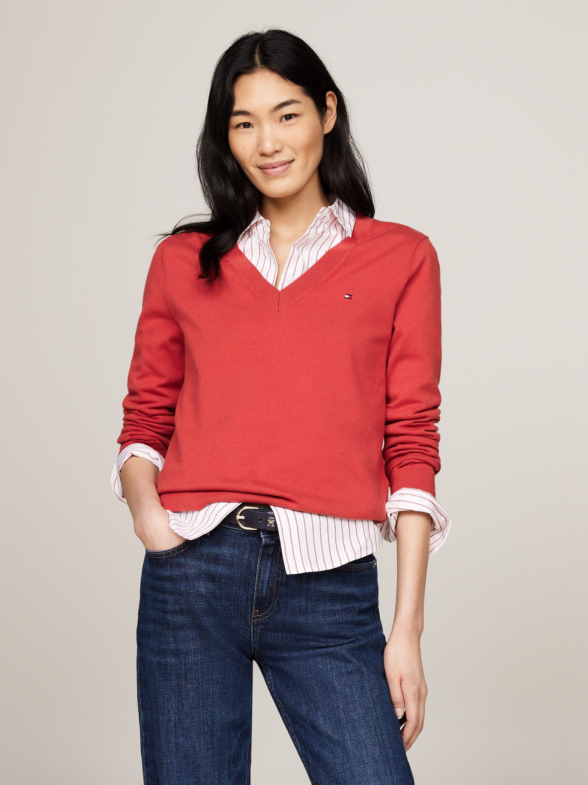 Tommy Hilfiger V-Ausschnitt-Pullover, mit Logo-Stickerei