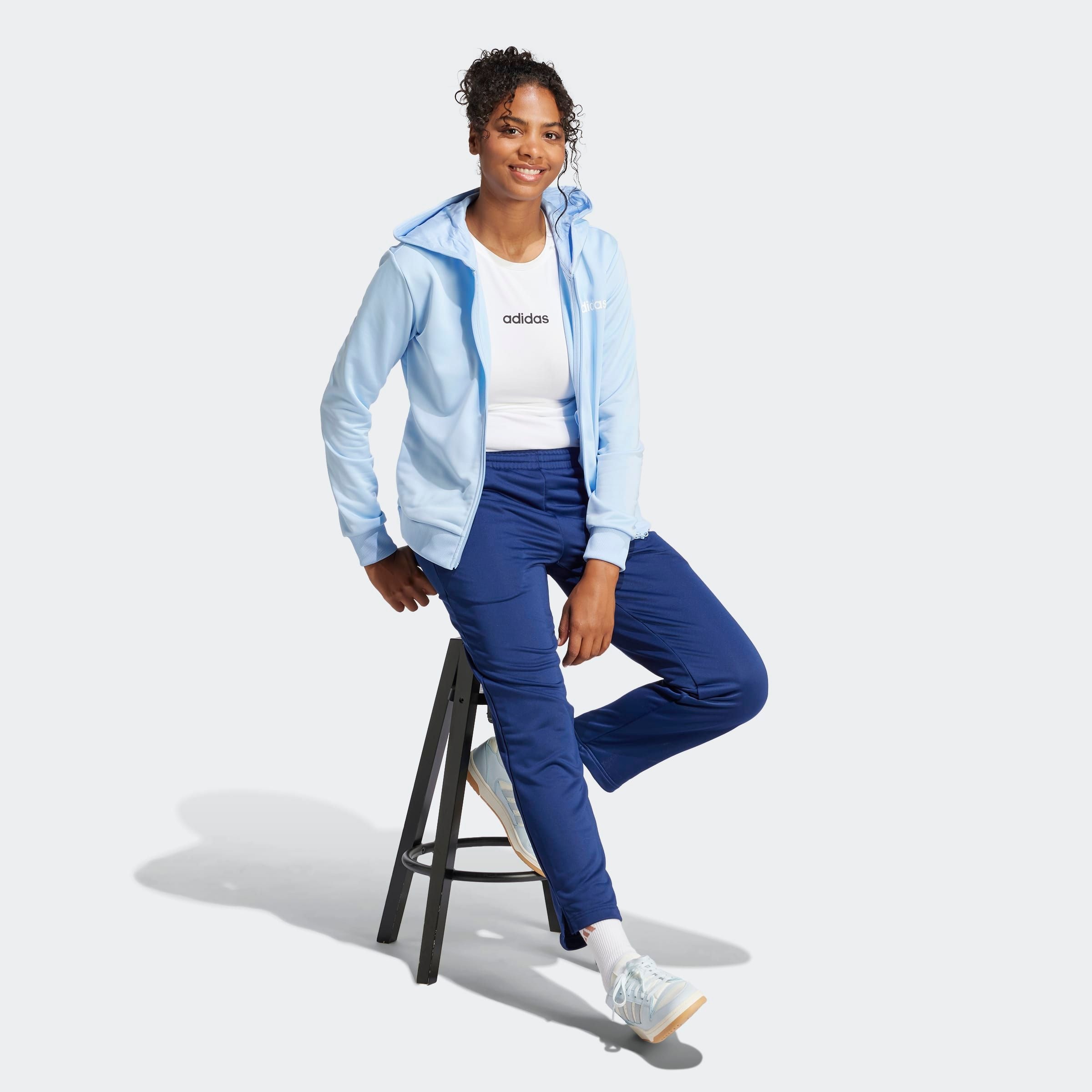 adidas Sportswear Trainingsanzug »W LINEAR TS«, (2 tlg.), Trainingsjacke mit Kapuze, Tracksuit