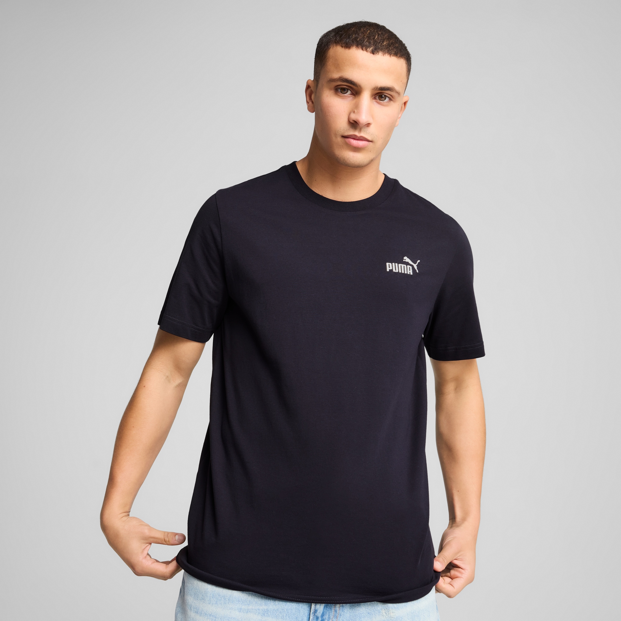 PUMA T-Shirt »ESS SMALL NO. 1 LOGO TEE« Regular Fit, Rundhalsausschnitt, Kurzarmdesign, sportlicher Stil
