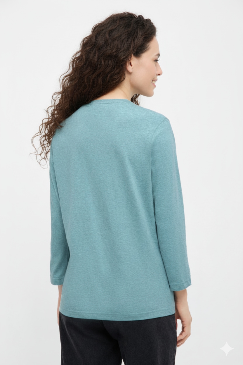 Bench. 3/4-Arm-Shirt »ROMILEY«, tailliertes Basic mit 3/4 Arm und Logoprint im Metallic-Holo Stil