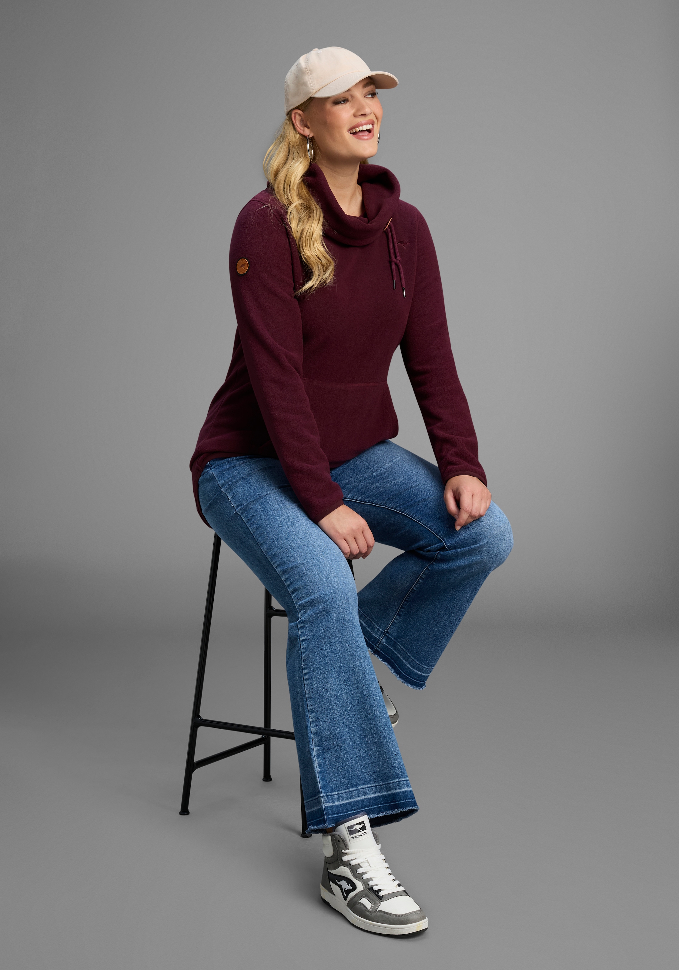 KangaROOS Fleecepullover, hochschliessender Kragen mit regulierbarer Weite, grosse Grössen