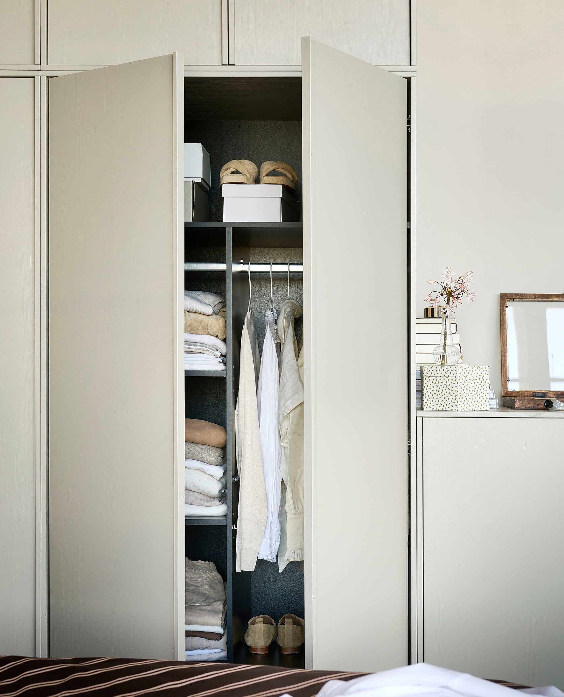 WOOOD Mehrzweckschrank »Daily Garderobenschrank«, mit Push-to-Open Funktion, Höhe 200 cm, Breite 50 oder 100 cm