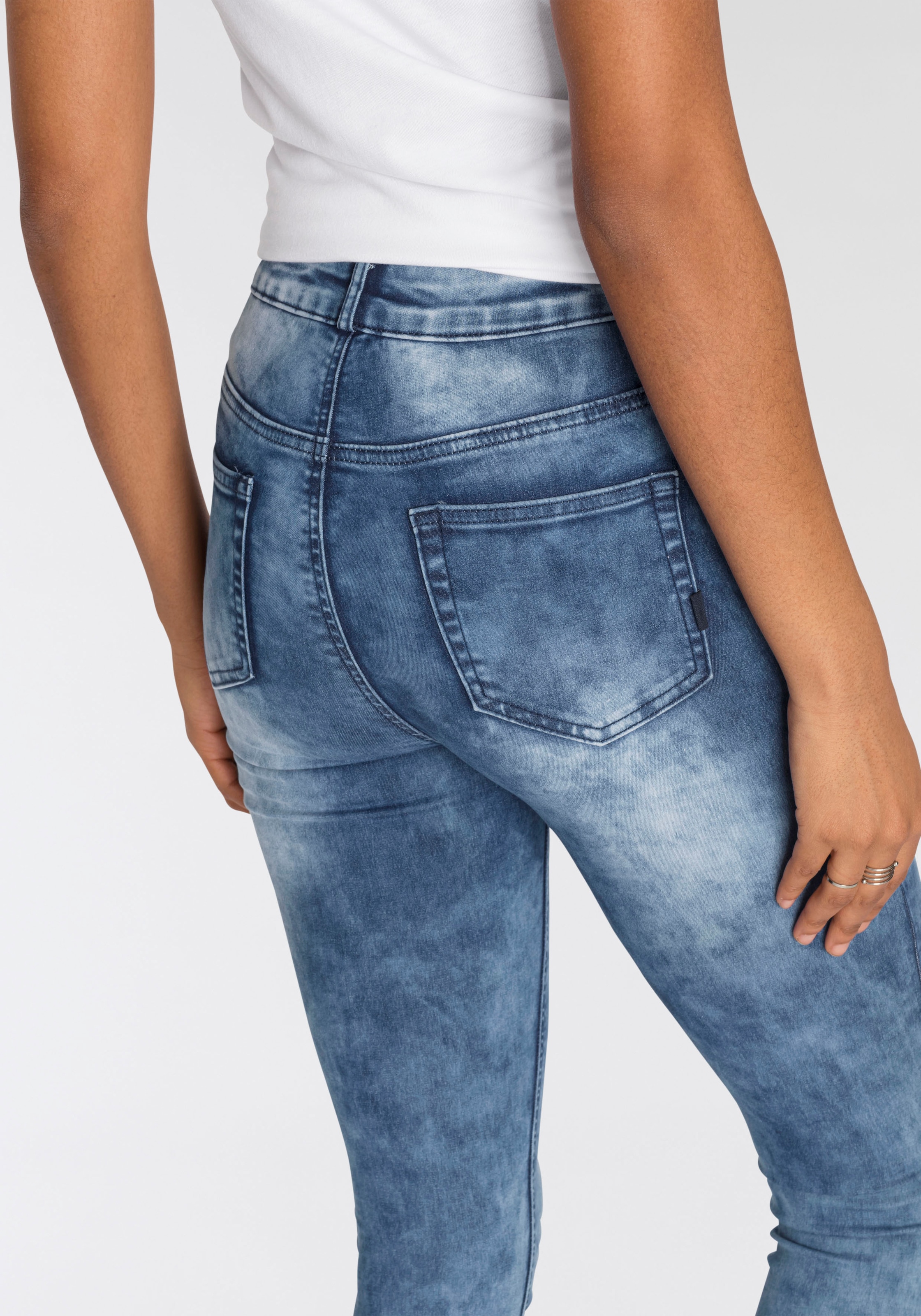 Arizona Skinny-fit-Jeans »Ultra Schweiz bei Jelmoli-Versand shoppen Moonwashed online moon Jeans washed«, Stretch