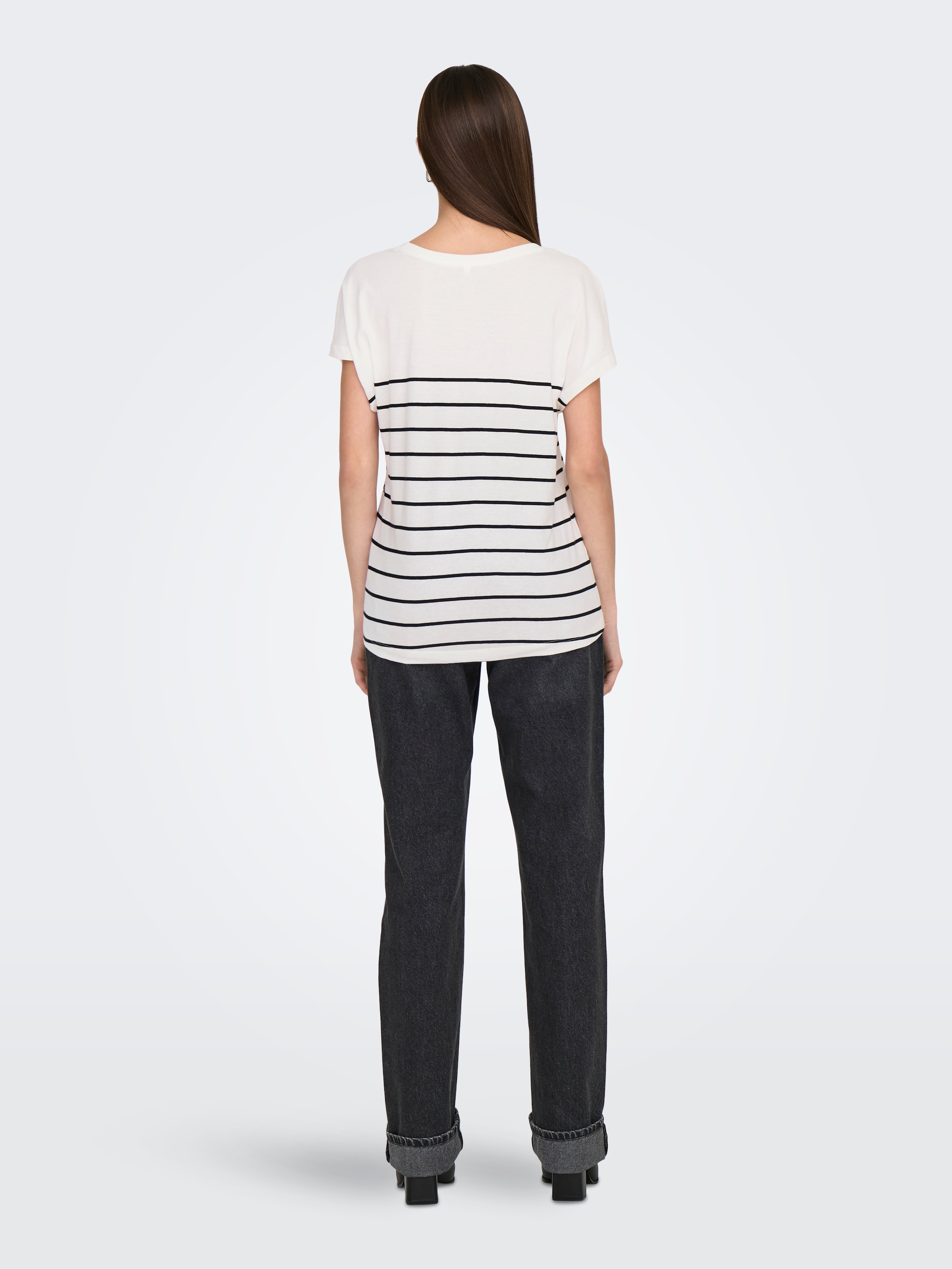 ONLY Kurzarmshirt »ONLEMILY LIFE S/S HEART TOP CS JRS«