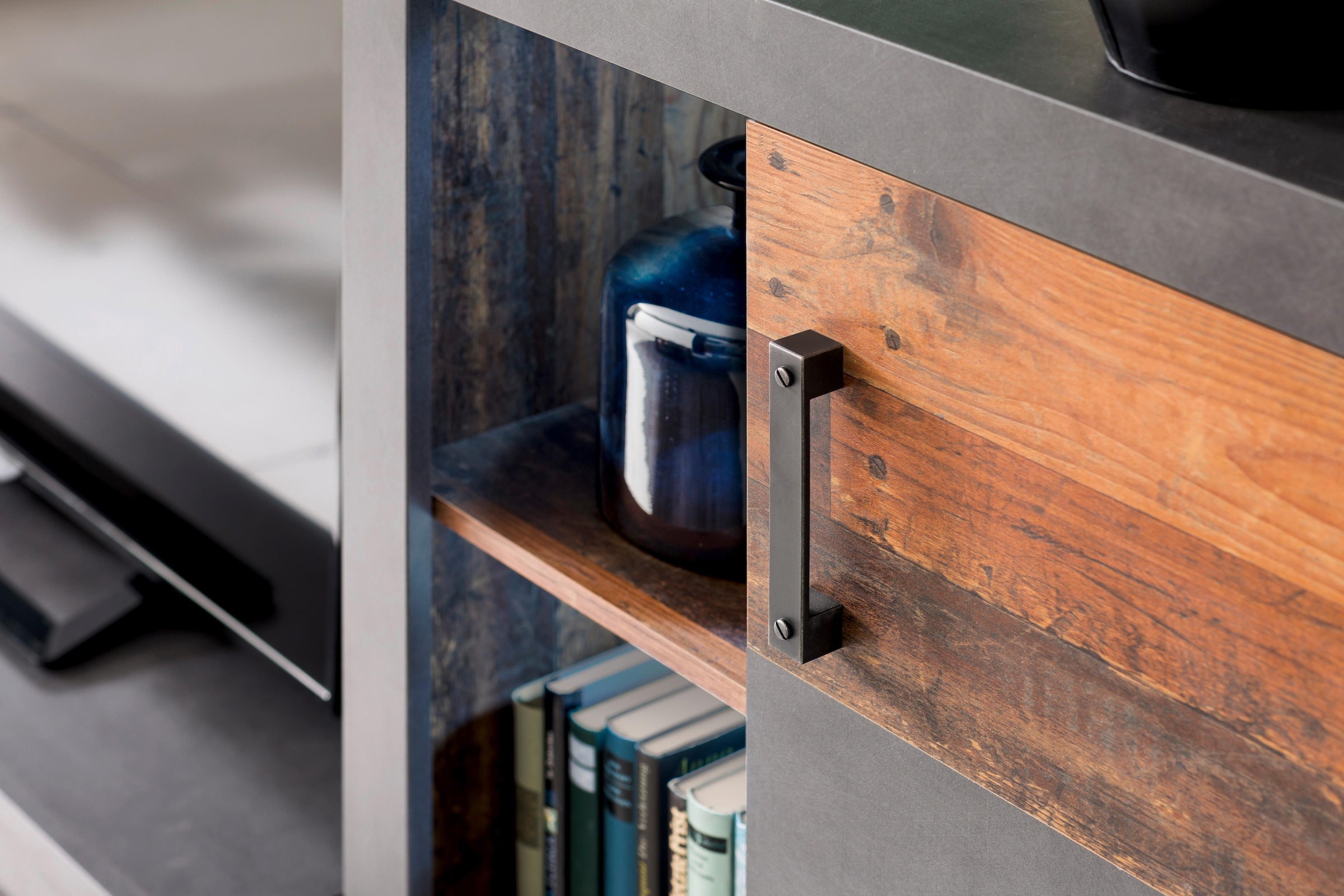 INOSIGN Stauraumschrank »Ilana«, moderner Industrial Style - Beleuchtung optional - B/T/H 87/34/118 cm
