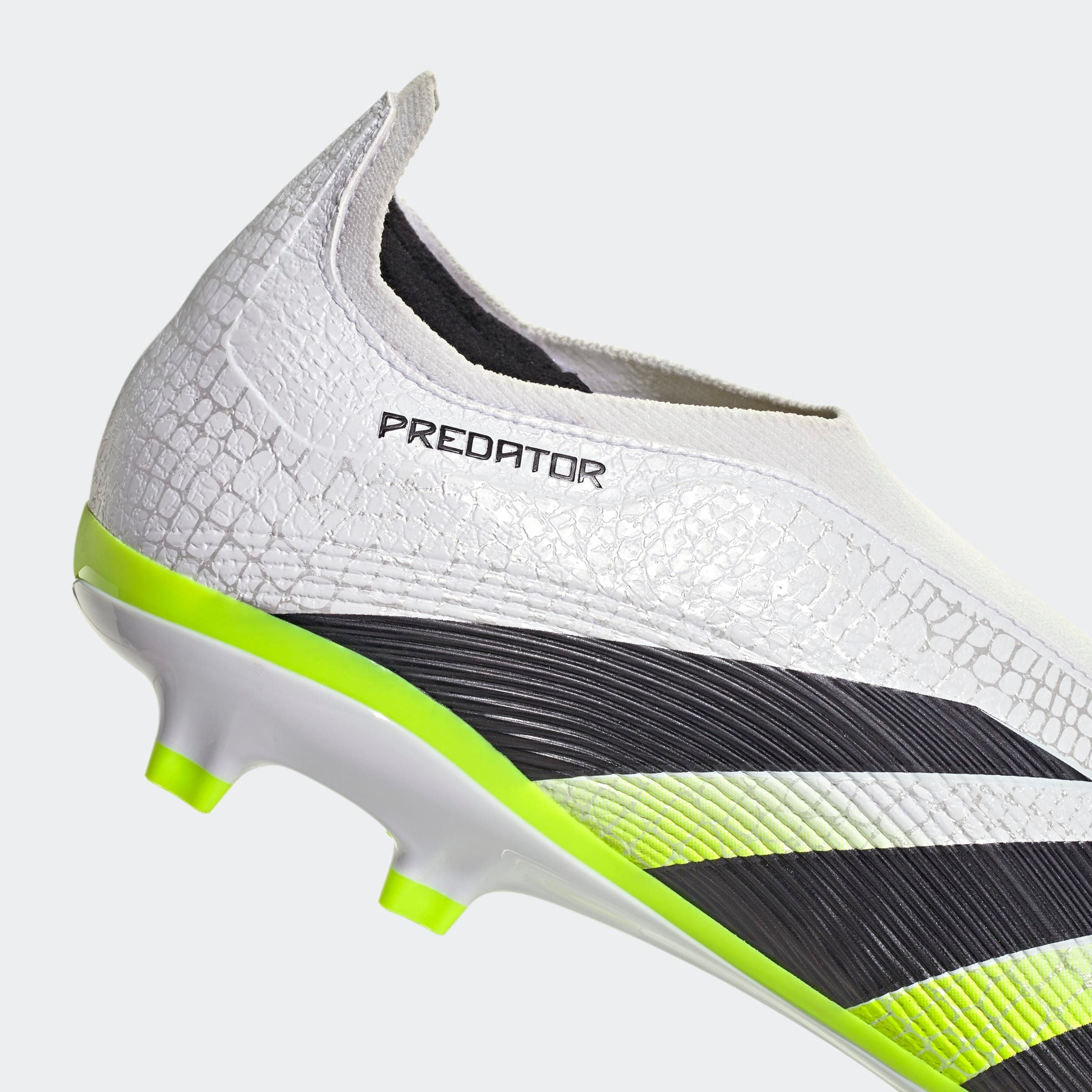 adidas Performance Fussballschuh »PREDATOR LEAGUE LACELESS FIRM/MULTI-GROUND«, geeignet für Rasen- und Kunstrasenplätze
