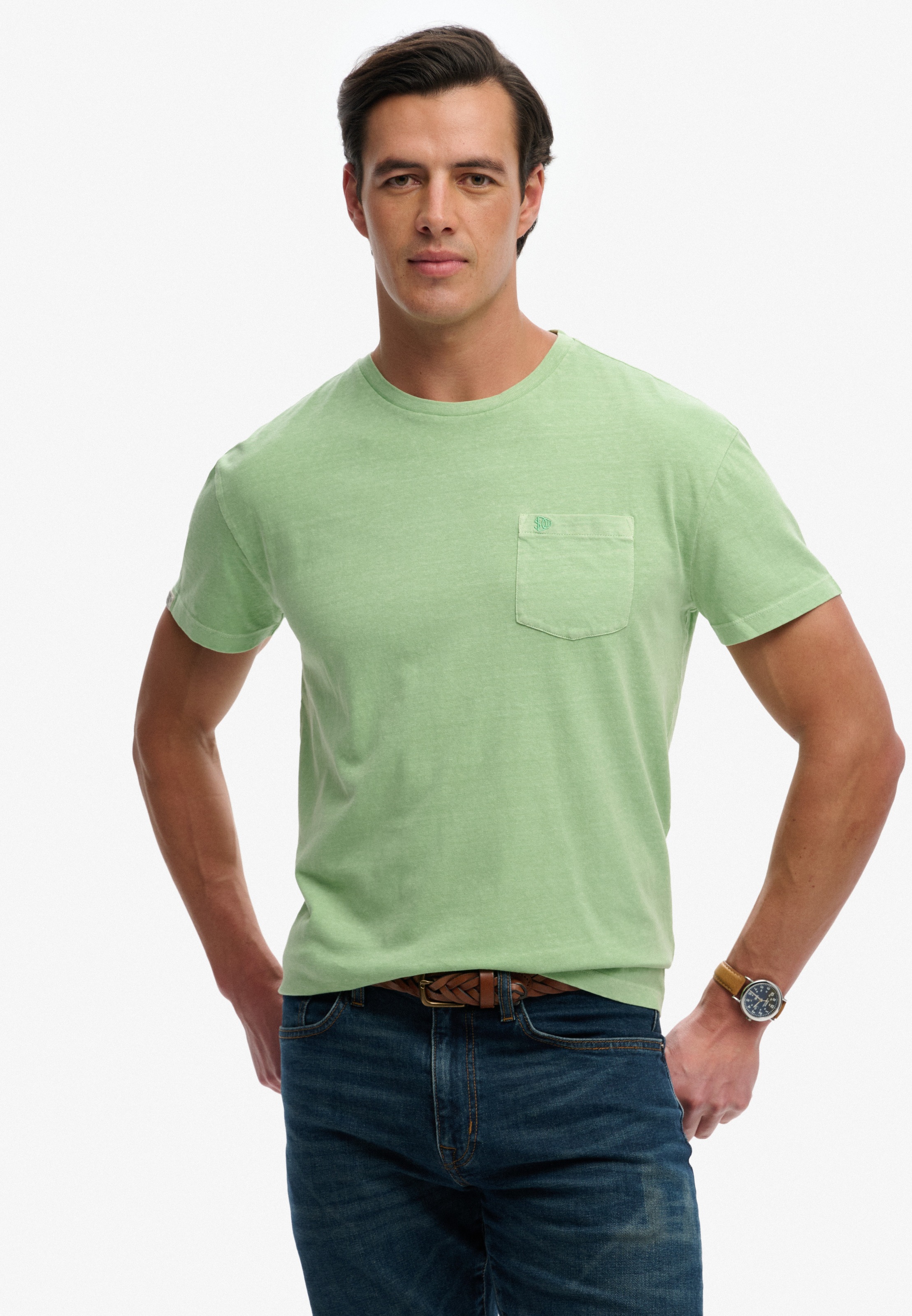 Superdry Rundhalsshirt "COTTON CLASSIC LINEN PKT TEE" Baumwollmischung, relaxed fit aus luftig leichtem Baumwoll-Leinen-Mix