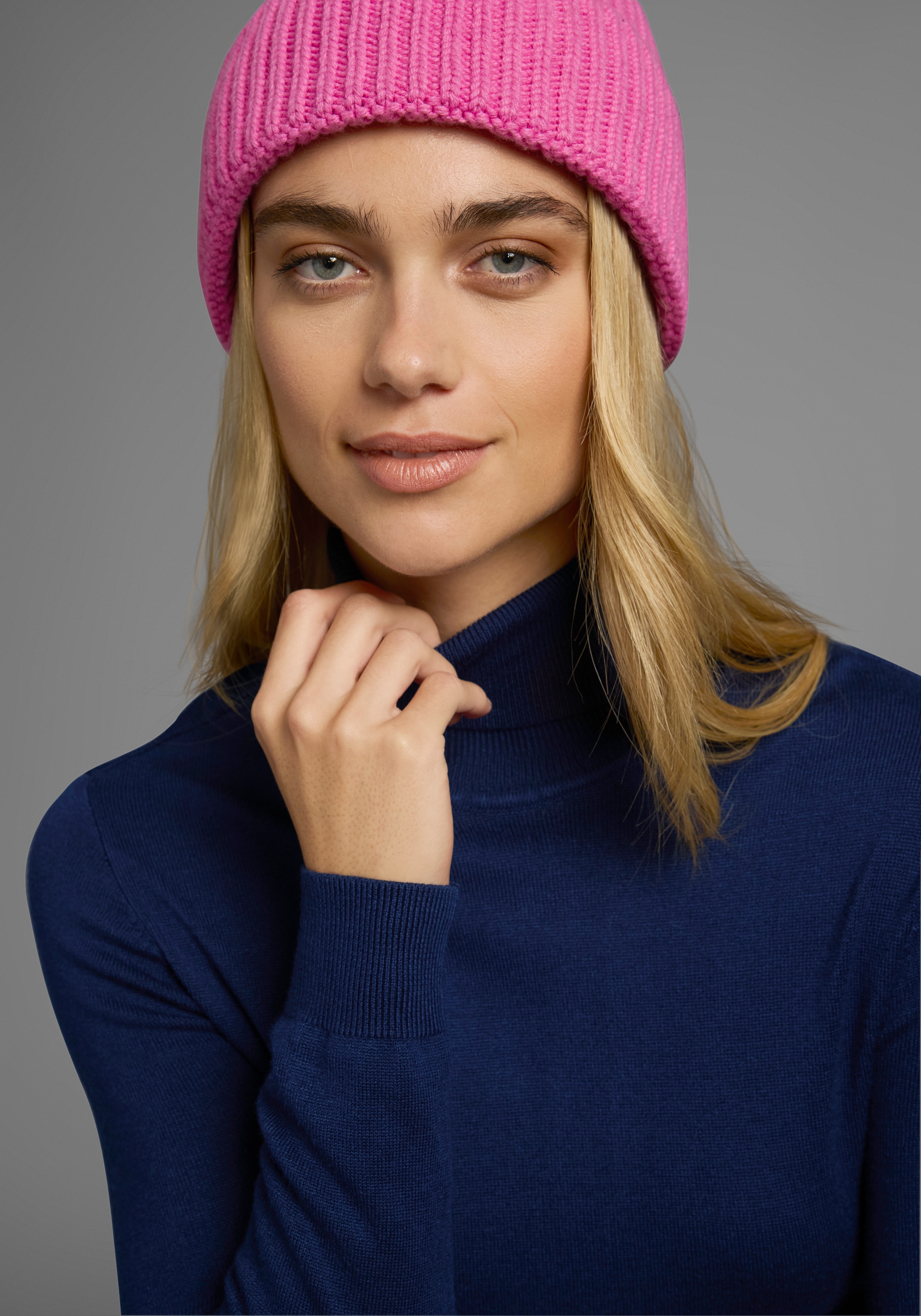 AJC Strickkleid, Minilänge, klassischer Stil, aus Viskosemischung, Langarm