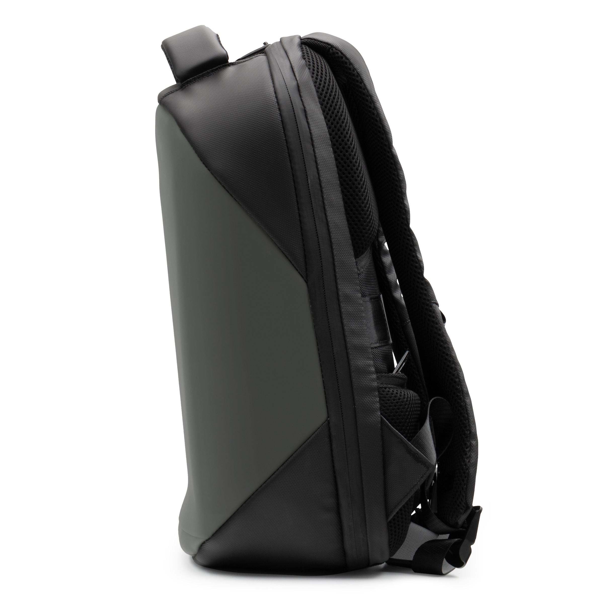 Hyrican Gaming-Laptoprucksack »Striker Game Bag TURTLE NOZ01495« mit App gesteuerte RBG-LED Display, wasserabweisend, gepolstert, für Notebooks bis 15,6 Zoll und Tablets bis 12 Zoll, Geheimfach