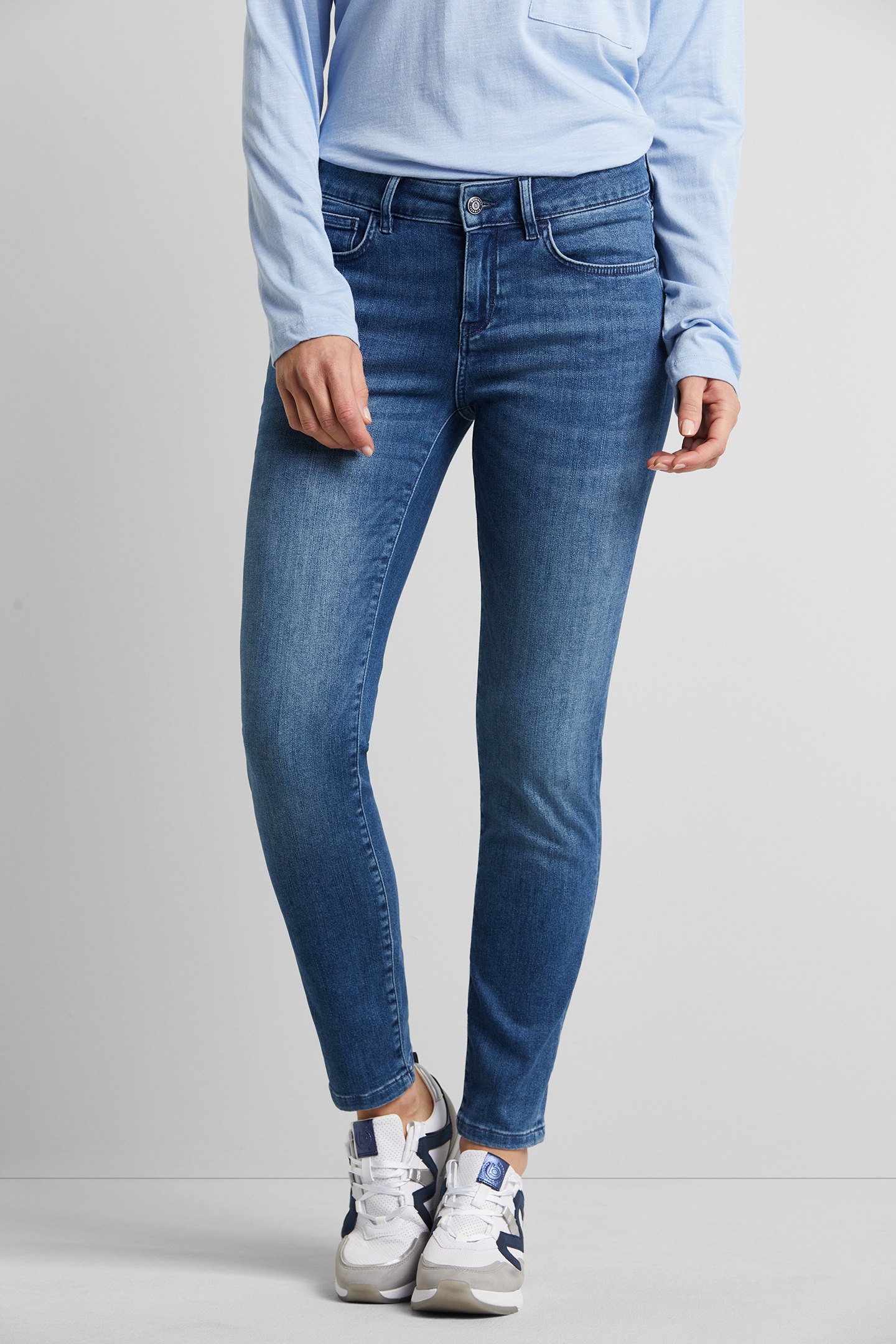 bugatti 5-Pocket-Jeans, in einer coolen Optik kaufen