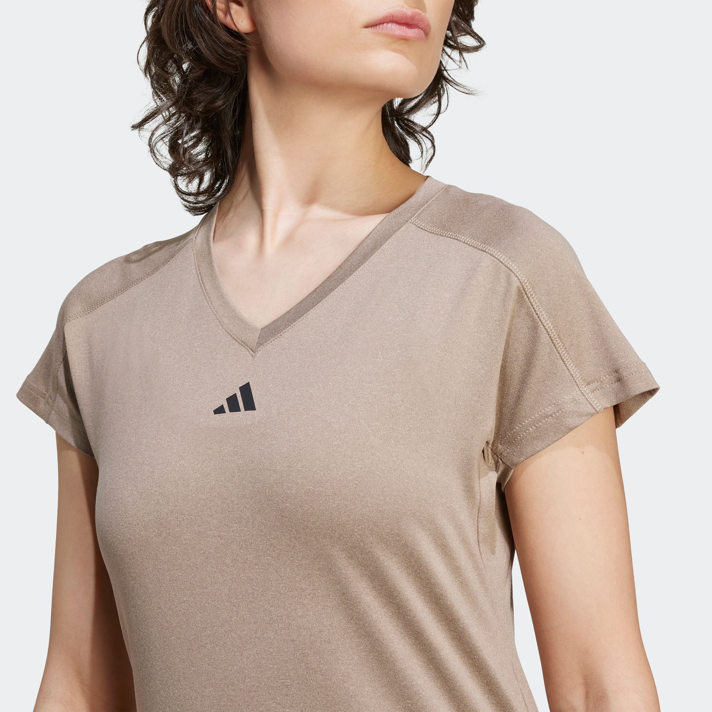 adidas Performance T-Shirt »WE MIN T«, Trainingsshirt, feuchtigkeitsabsorbierend mit V Ausschnitt