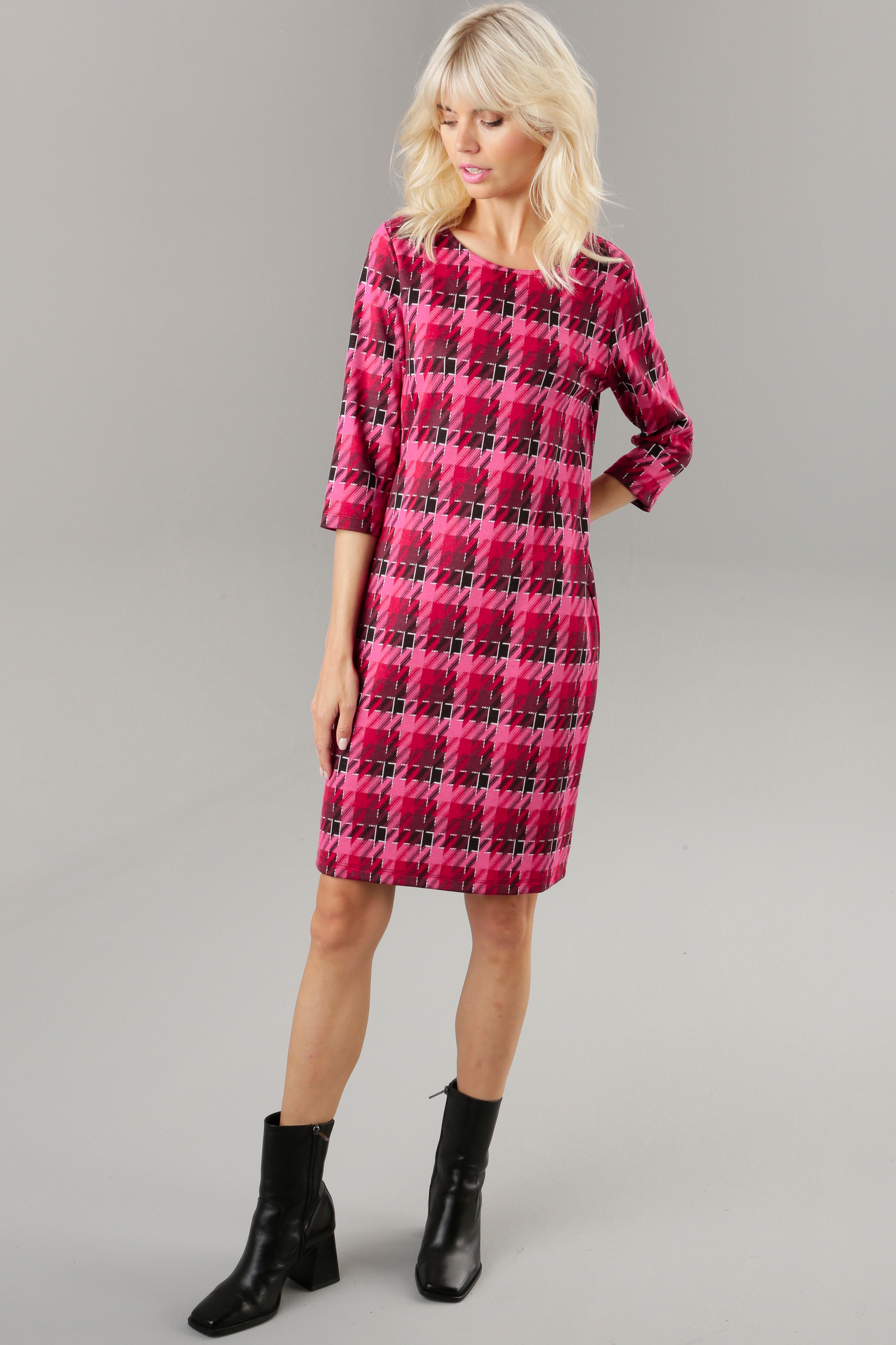 Aniston SELECTED Jerseykleid, Knallfarben Jelmoli-Versand Allover-Muster mit in trendy Online Shop 