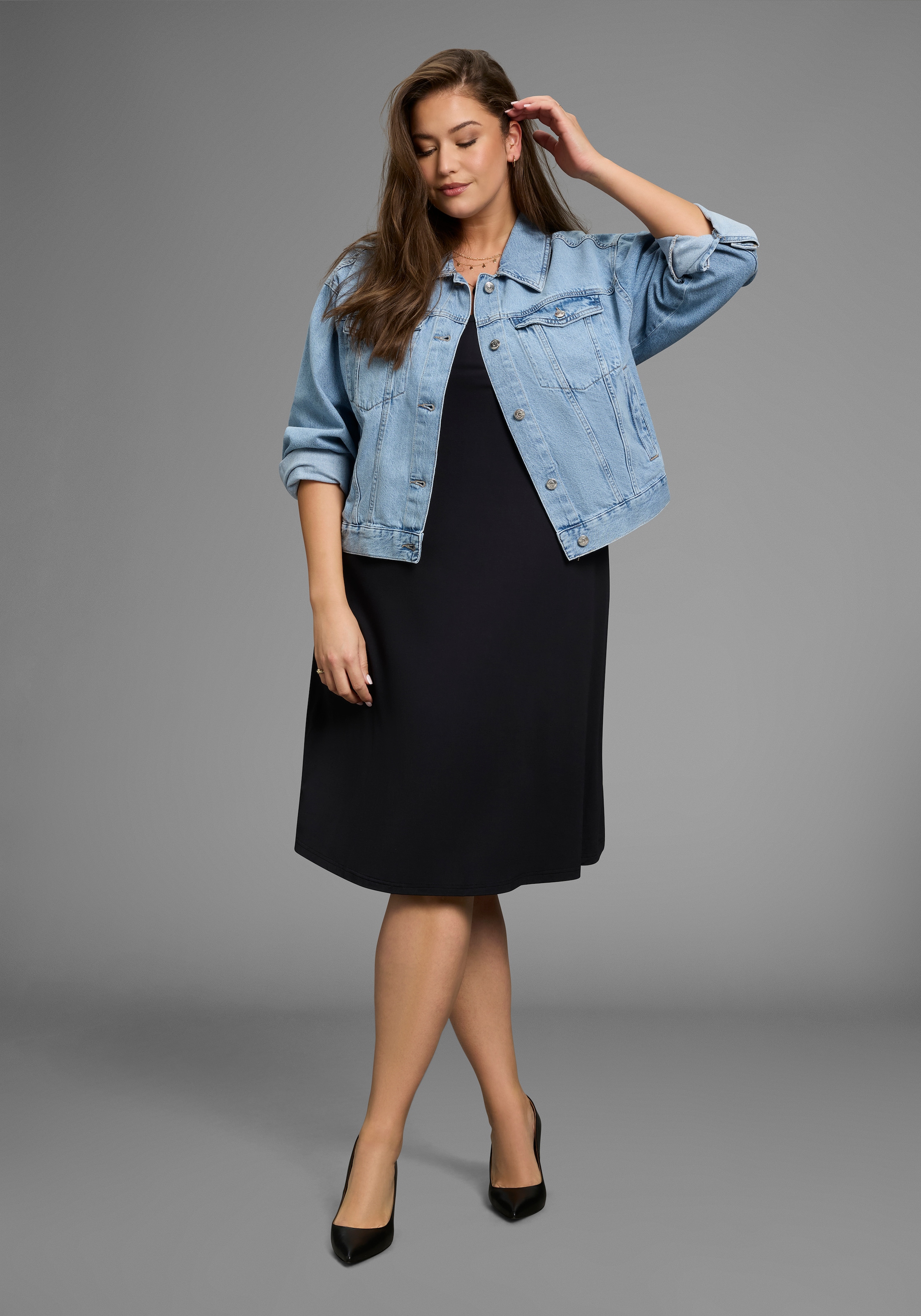 Laura Scott CURVE Jerseykleid, in leicht ausgestellter, fliessender Wickelform - GROSSE GRÖSSE