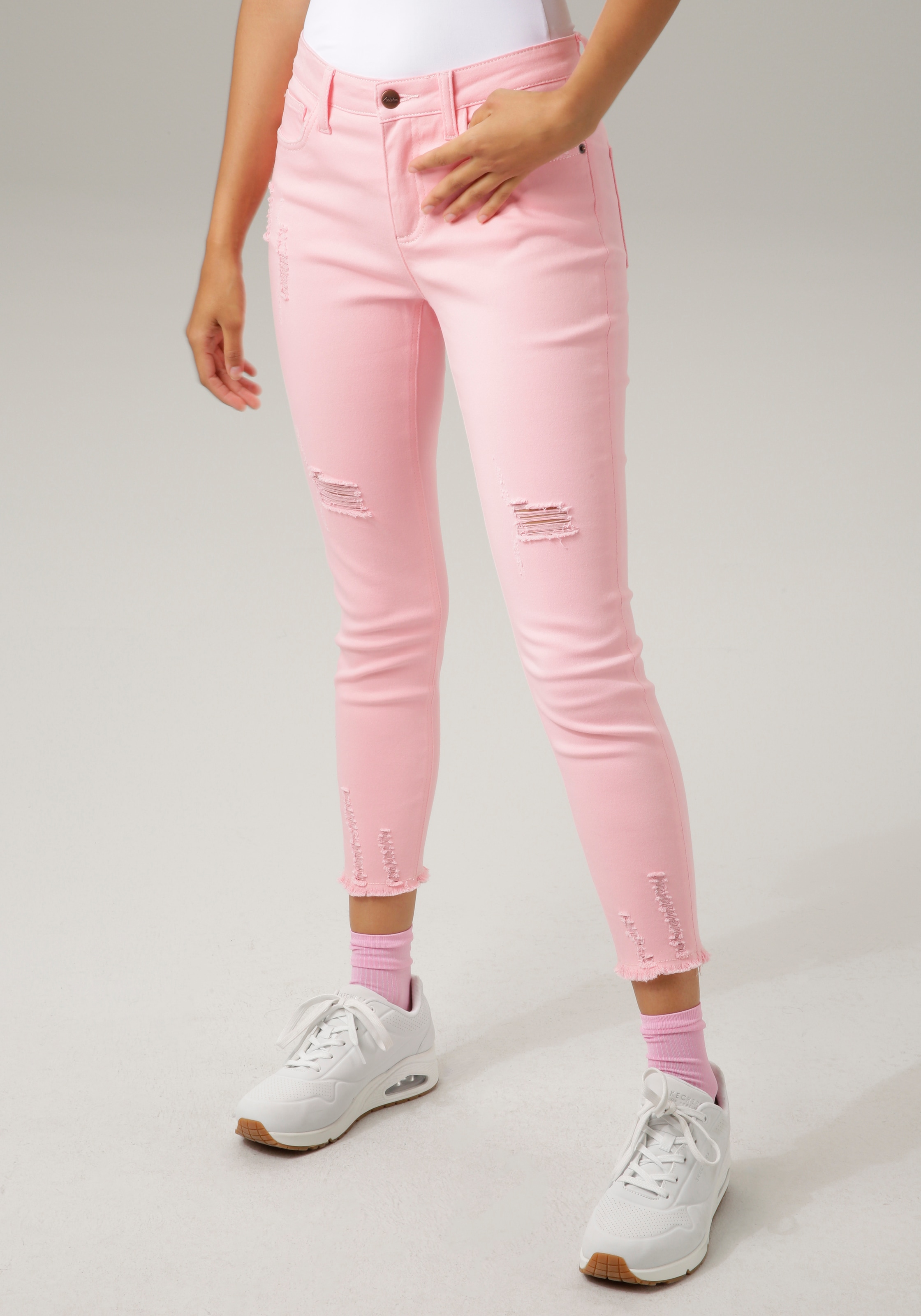 bei Schweiz Aniston Destroyed-Effekt kaufen Jelmoli-Versand mit Skinny-fit-Jeans, online CASUAL