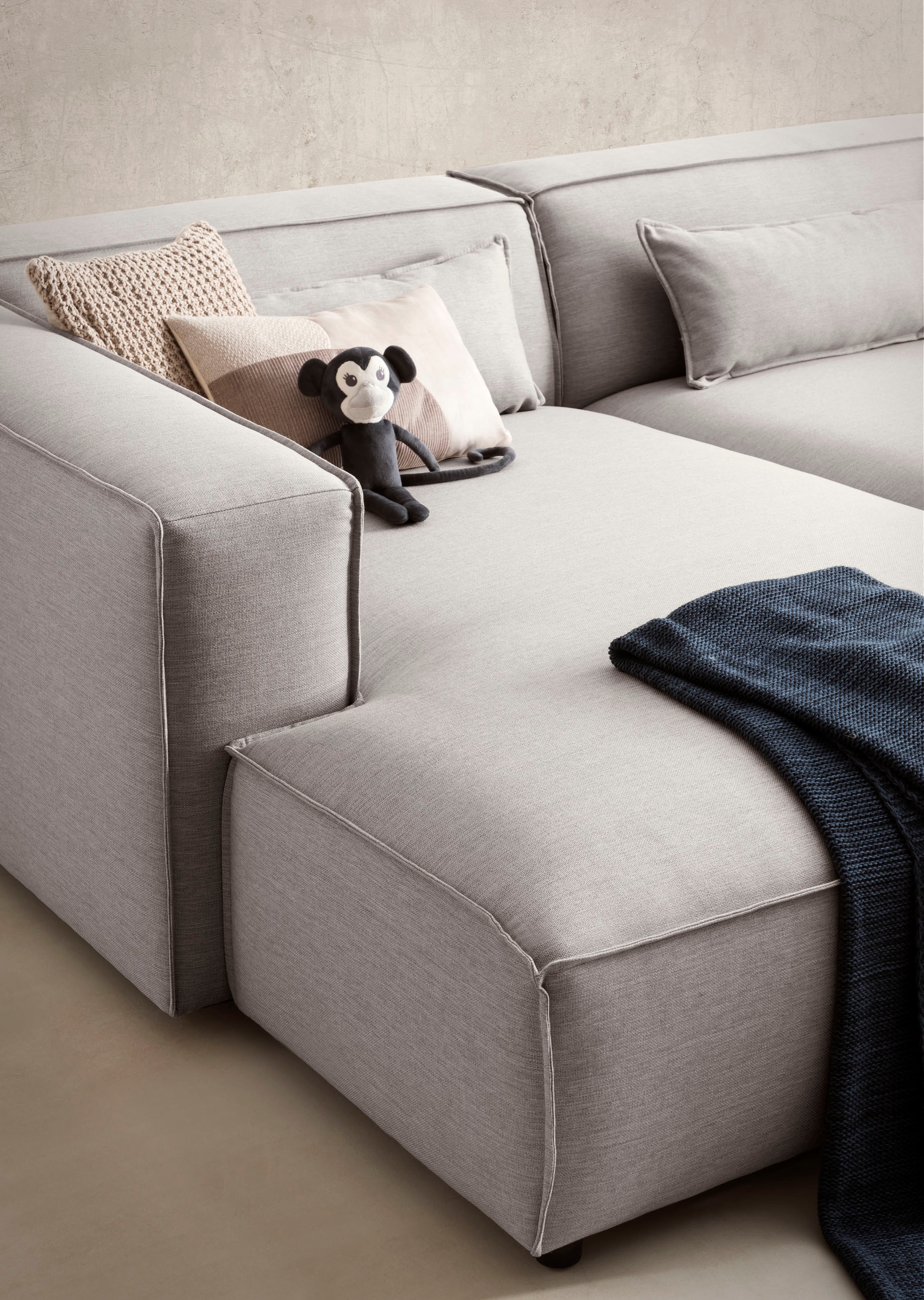 LeGer Home by Lena Gercke Ecksofa »PIARA XXL, Big-Sofa in Cord oder Leinenoptik, L-Form, mit Kedernaht«, wahlweise Ottomane rechts/links, schwarze Füsse, extra tiefe Sitzfläche