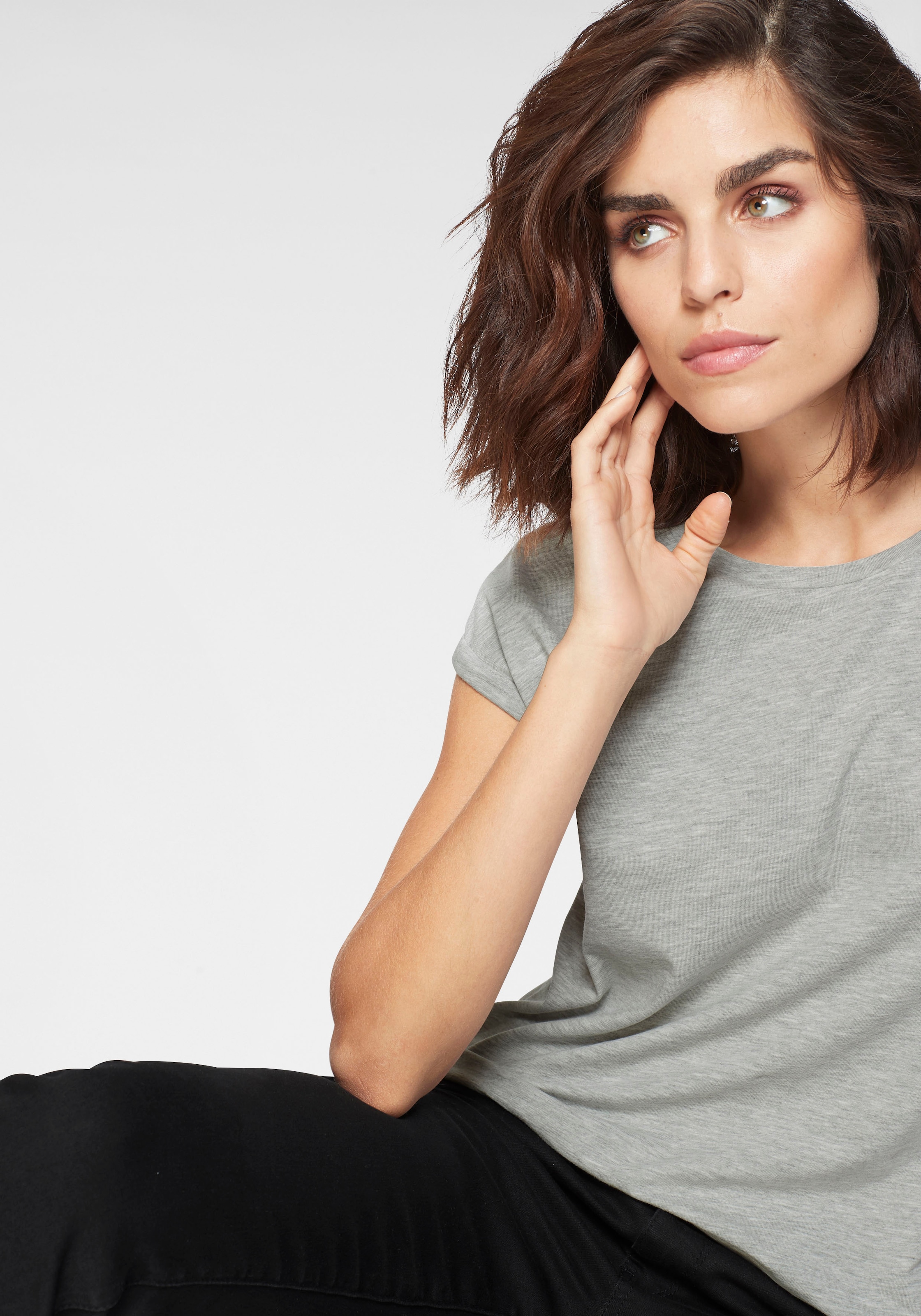 Tamaris T-Shirt, bei shoppen Schweiz online Rundhalsausschnitt mit Jelmoli-Versand
