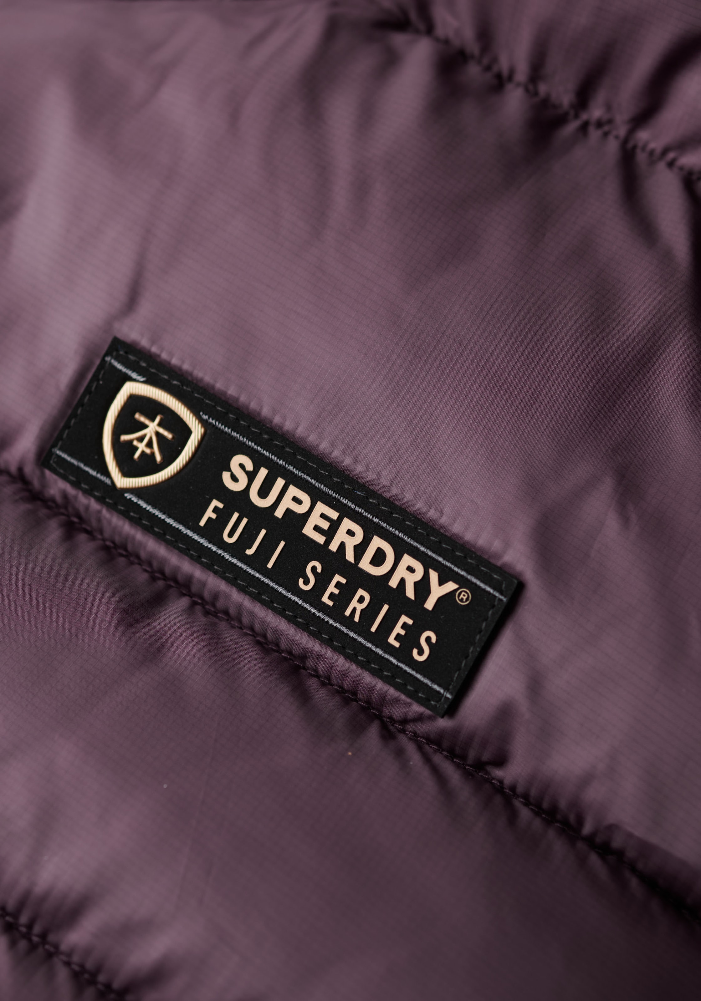 Superdry Steppweste »HOODED FUJI QUILT PADDED GILET«