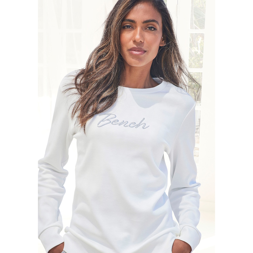 Bench. Loungewear Sweatshirt »Loungeshirt«, mit Logostickerei, Loungewear, Loungeanzug